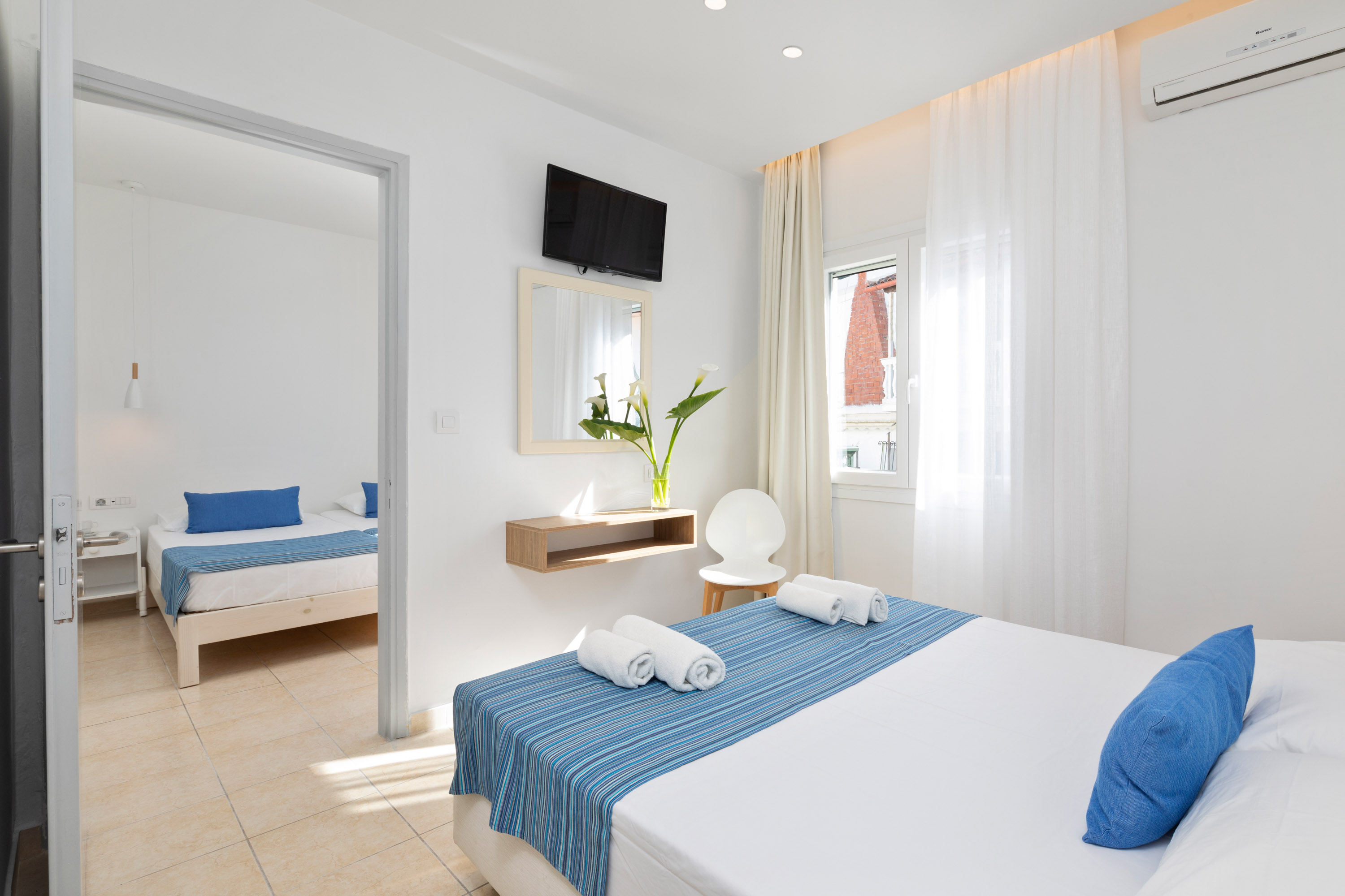 FAMILY SUITE WITH BALCONY