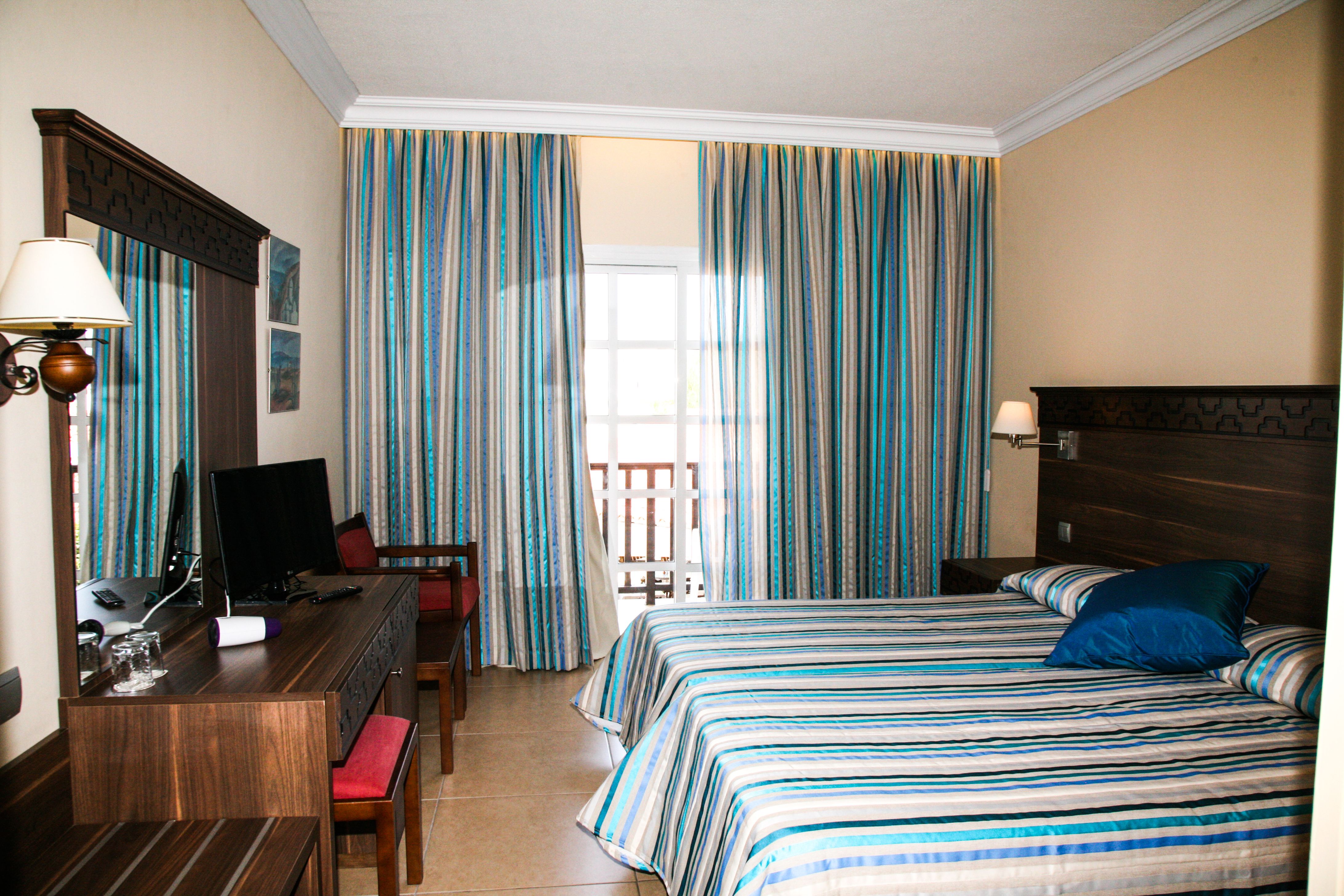 Twin Standard Room (SeaView)