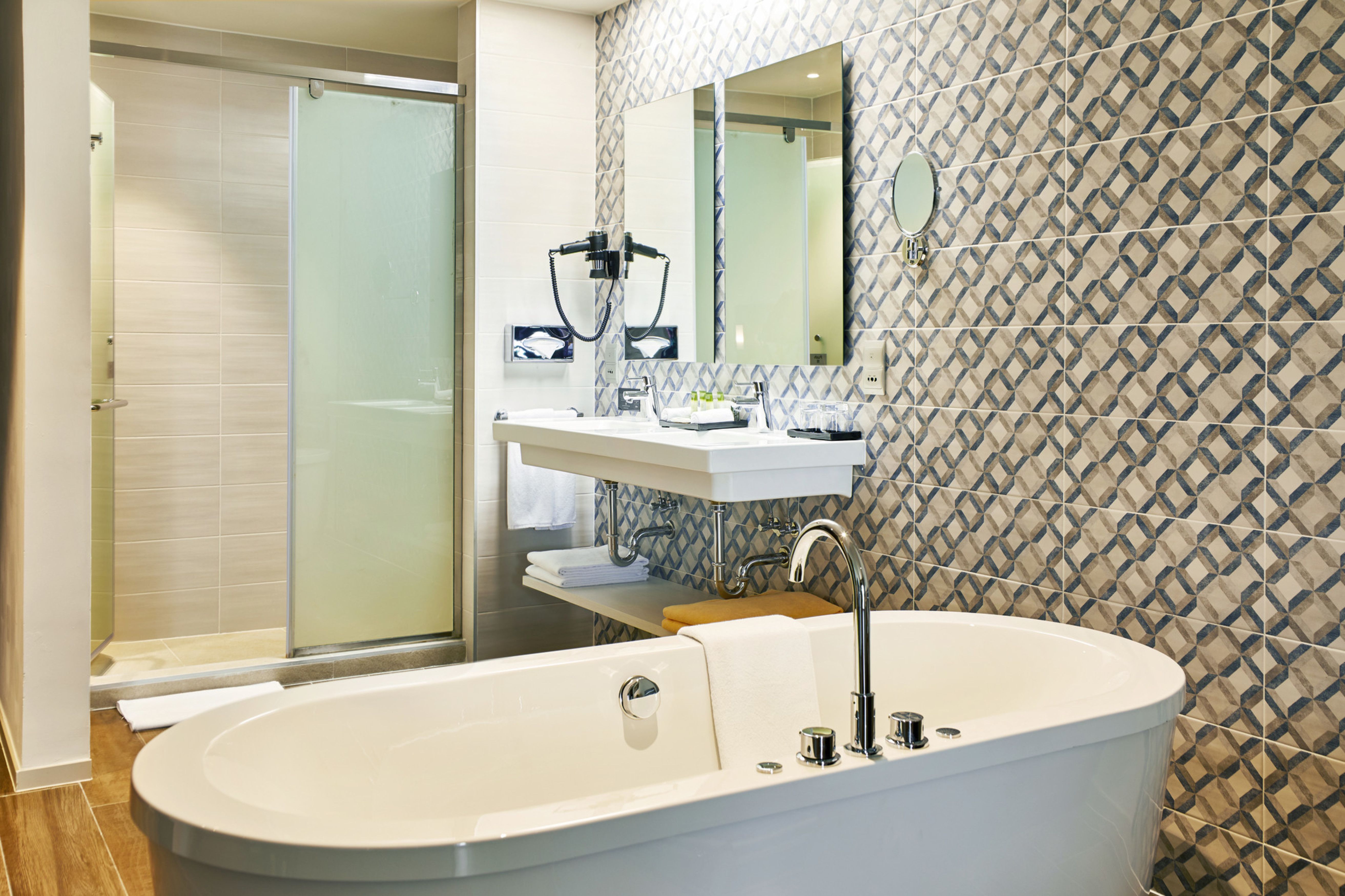 Overwater Superior Jr Suite 