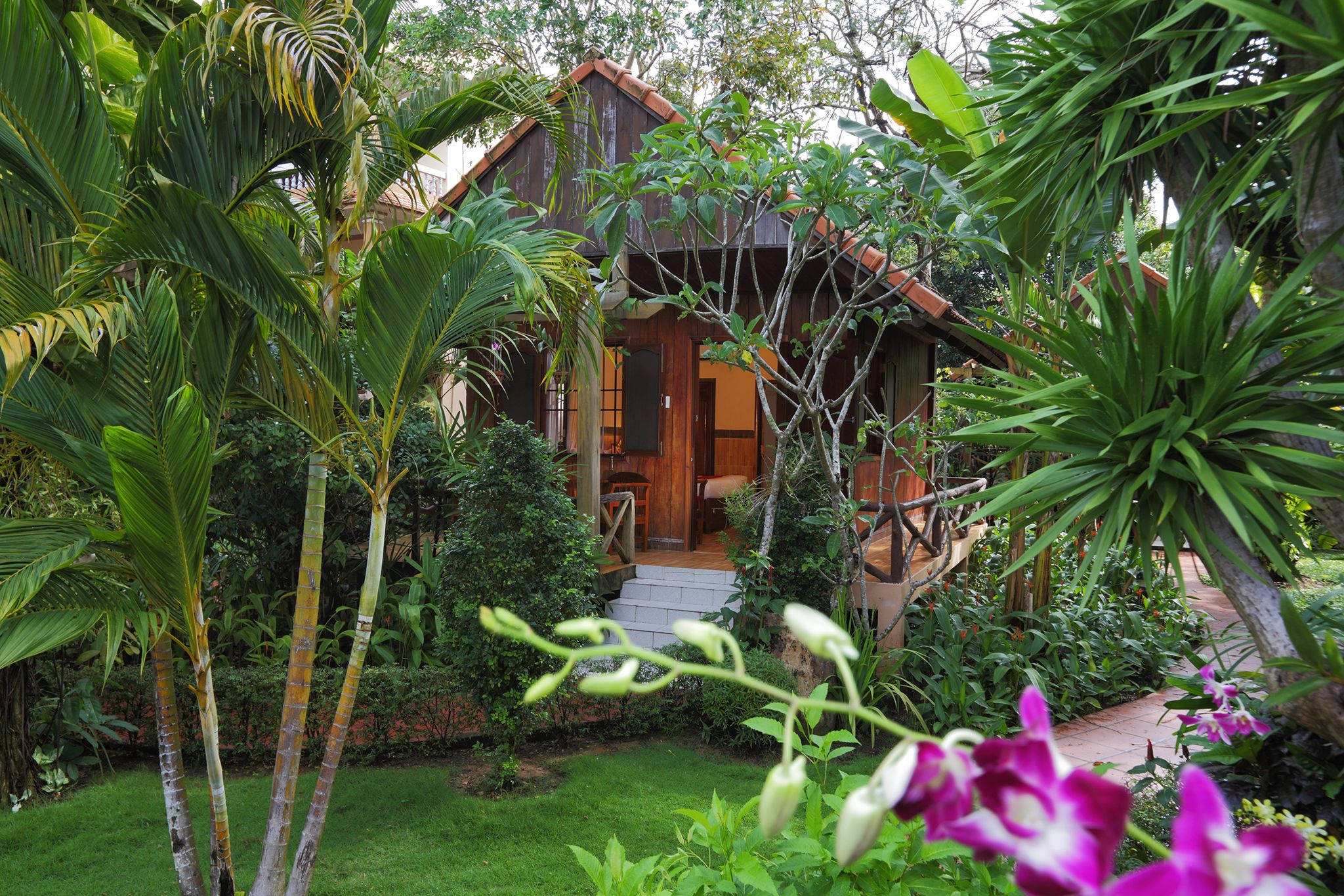 BUNGALOW GARDEN VIEW