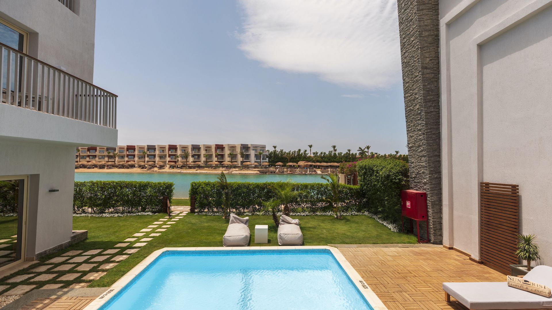 POOL SUITE SEA VIEW