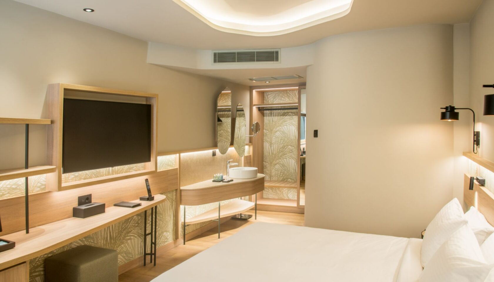 Classic Double Room Garden View with Outdoor Hot Tub