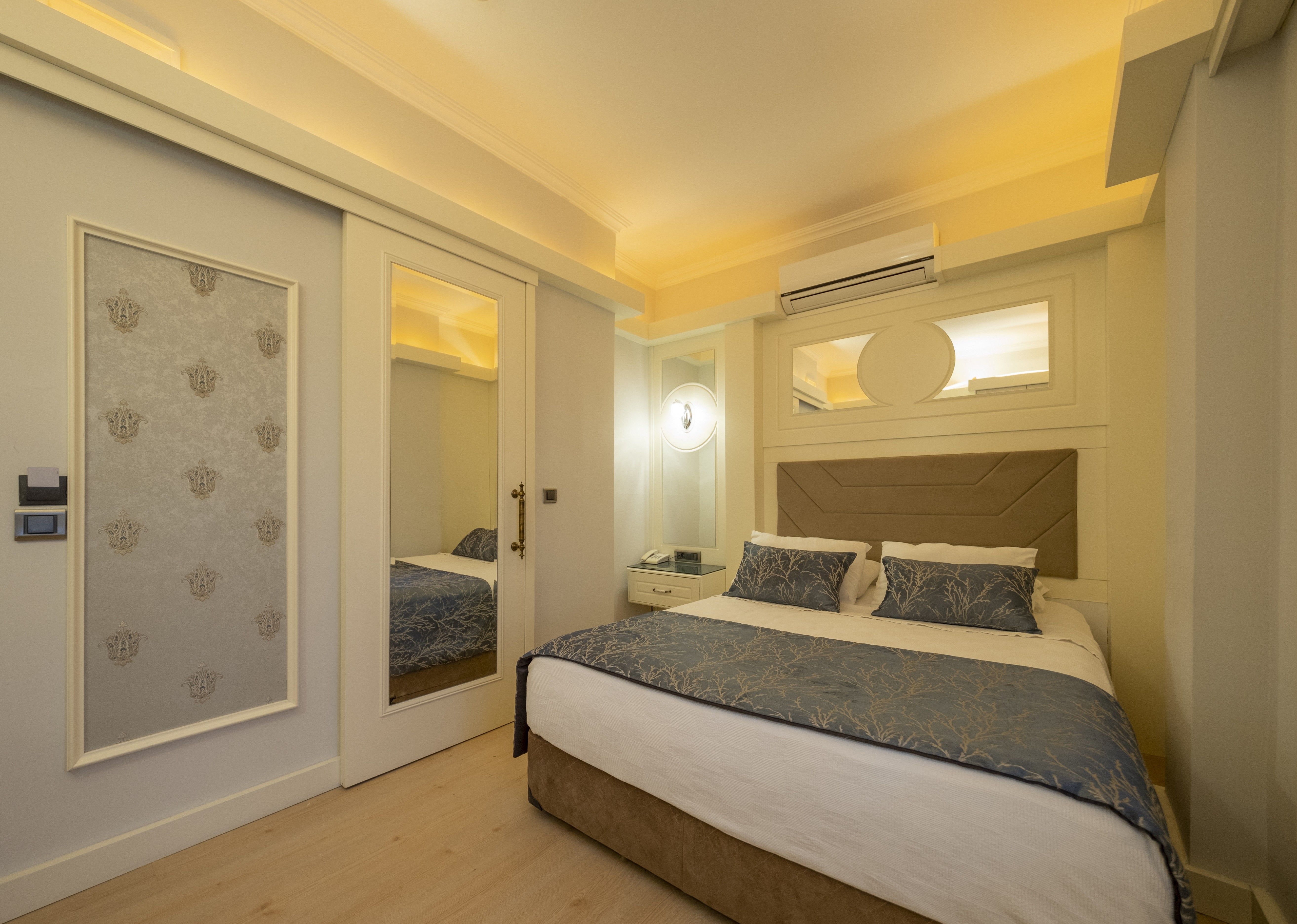 STANDARD ROOM WITHOUT BALCONY 