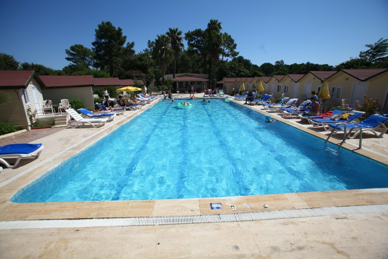 Piscina deschisă