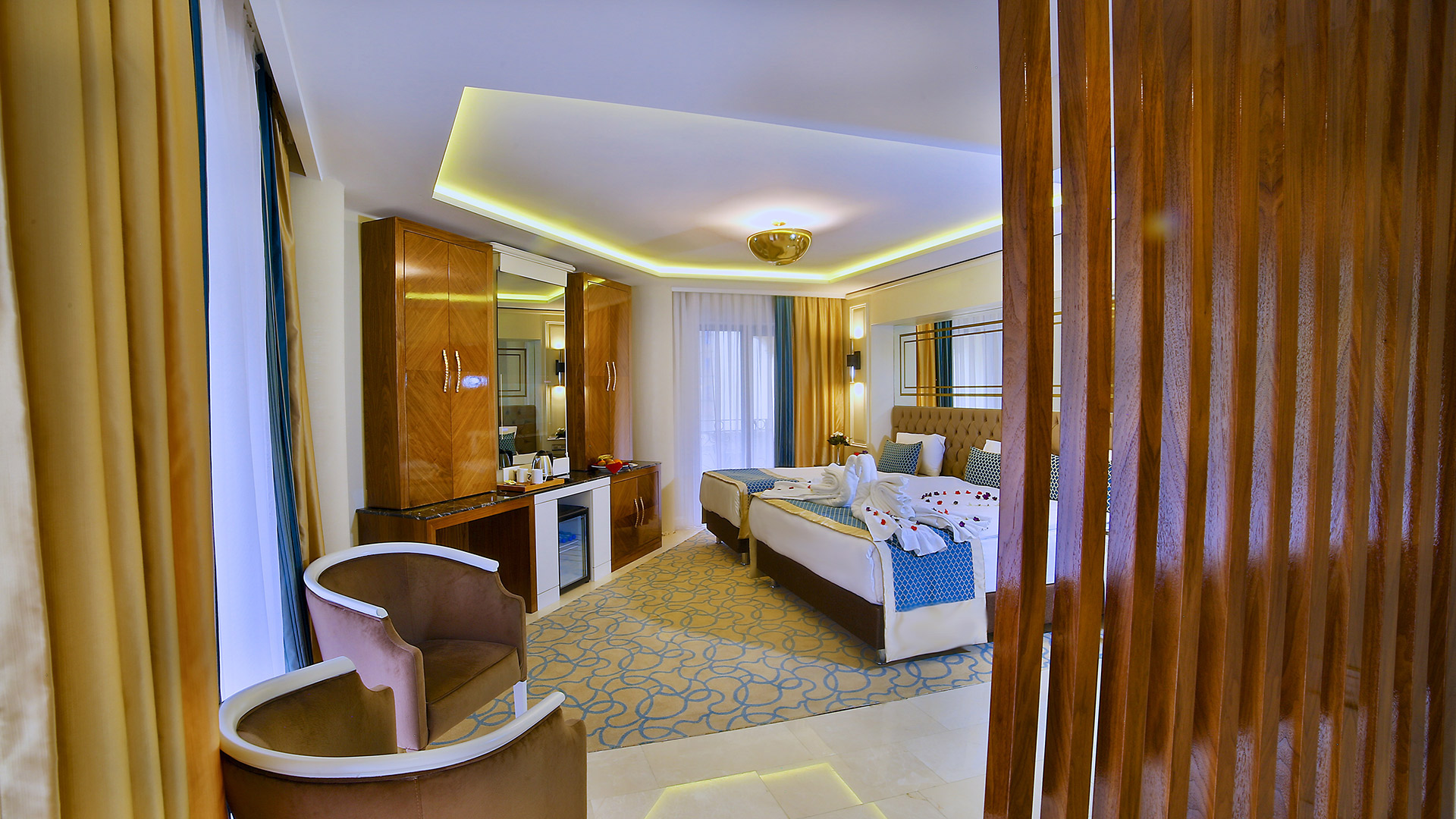 JUNIOR SUITE DELUXE