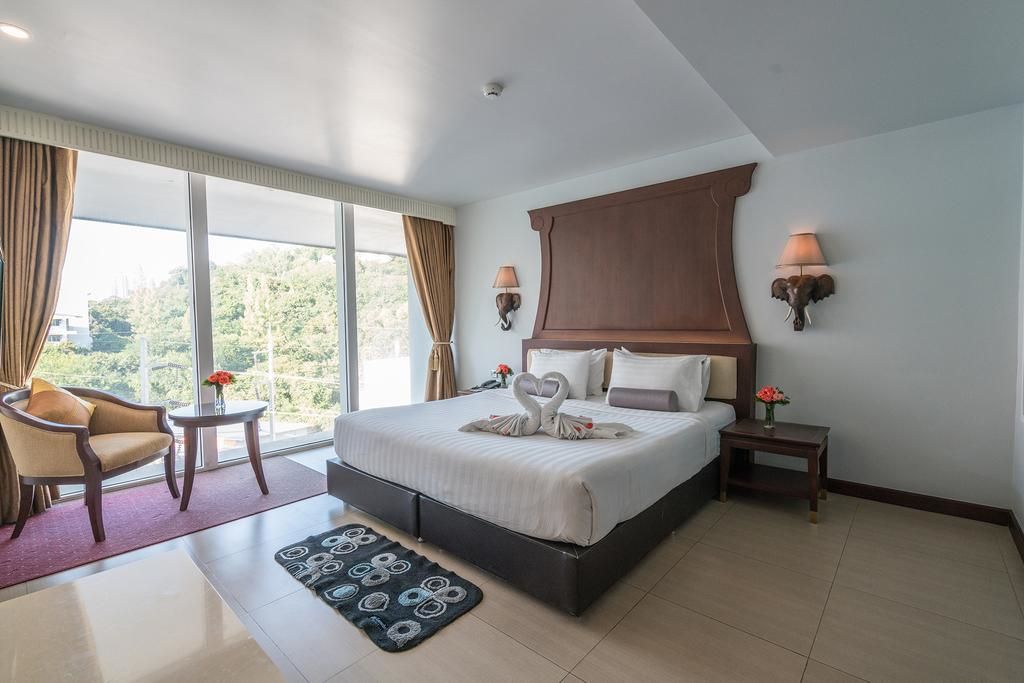 GRAND SUITE ONE BEDROOM
