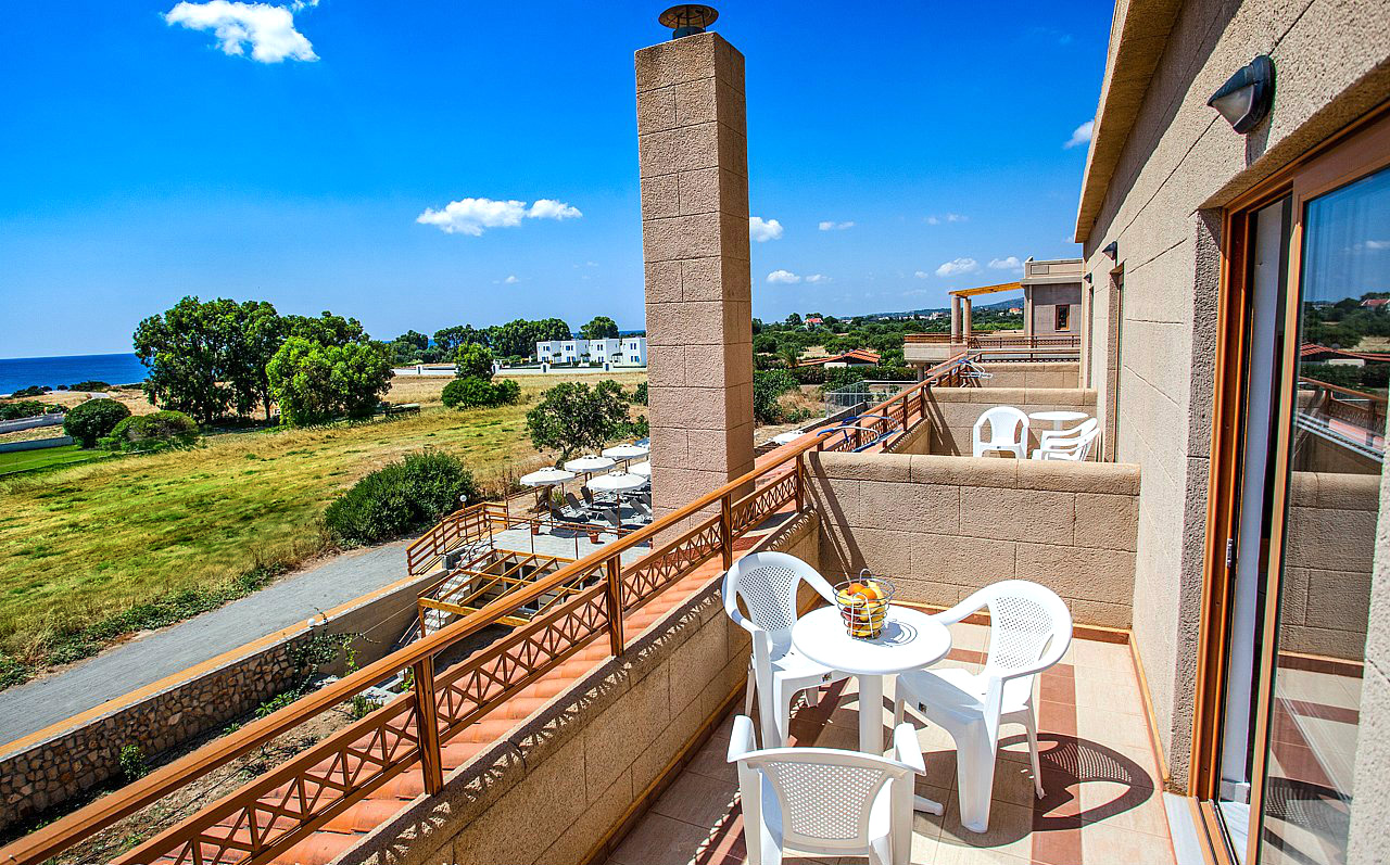 STANDARD DOUBLE ROOM SEA VIEW BALCONY