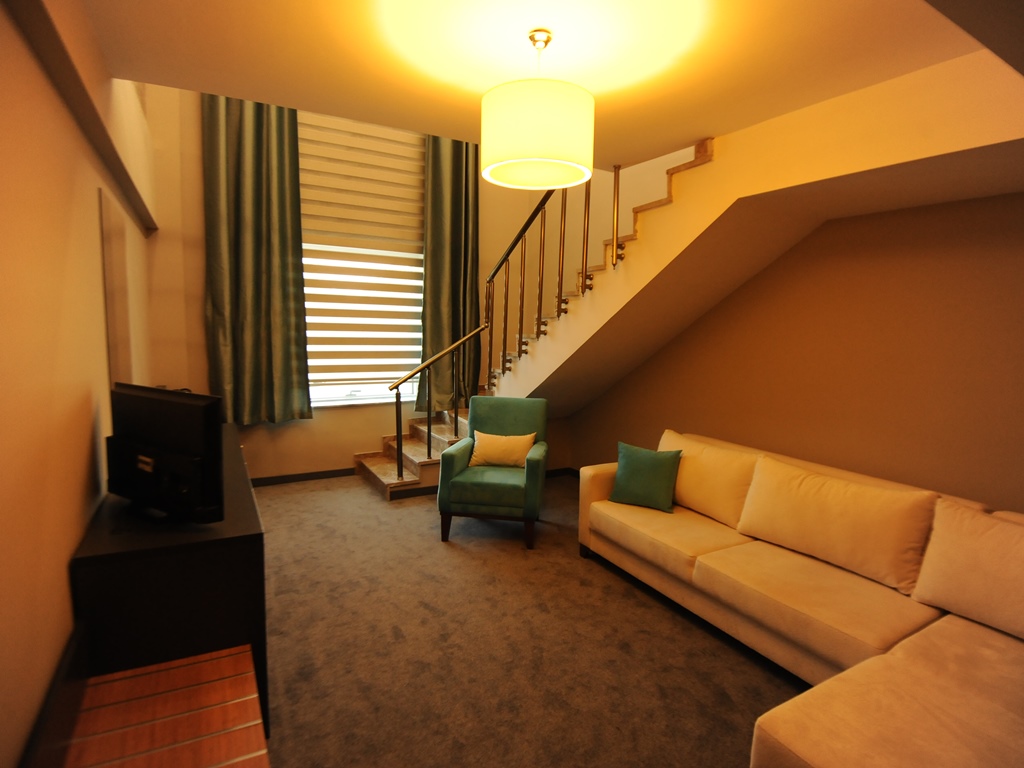 DUBLEX SUITE