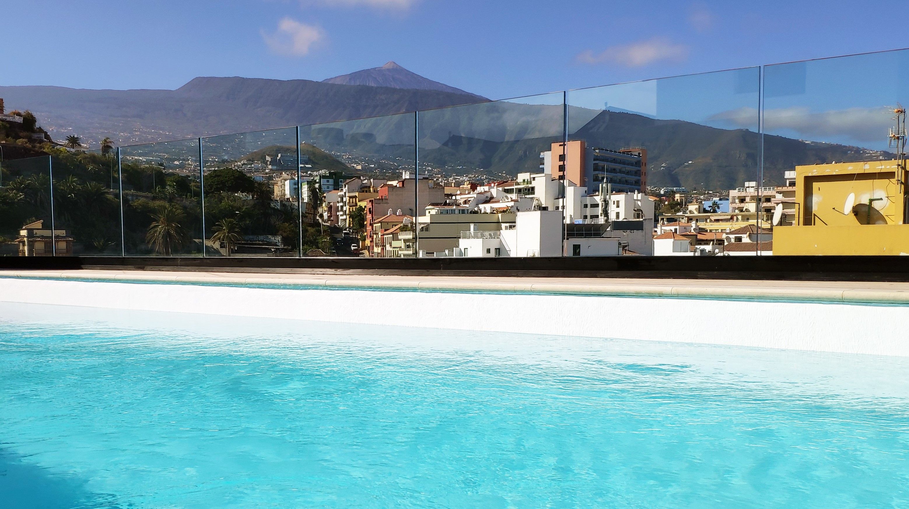 Piscina deschisă