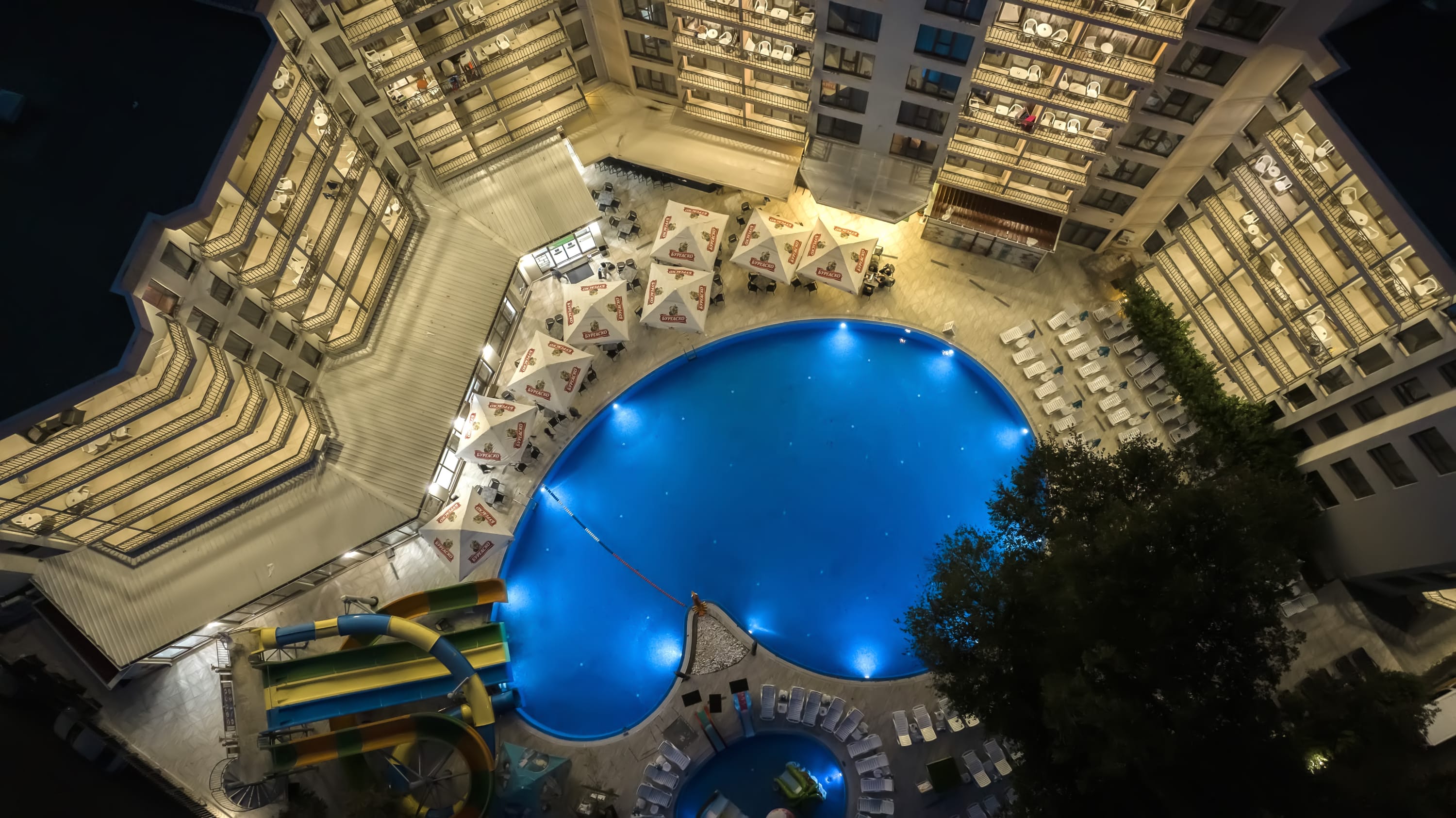 Piscina deschisă