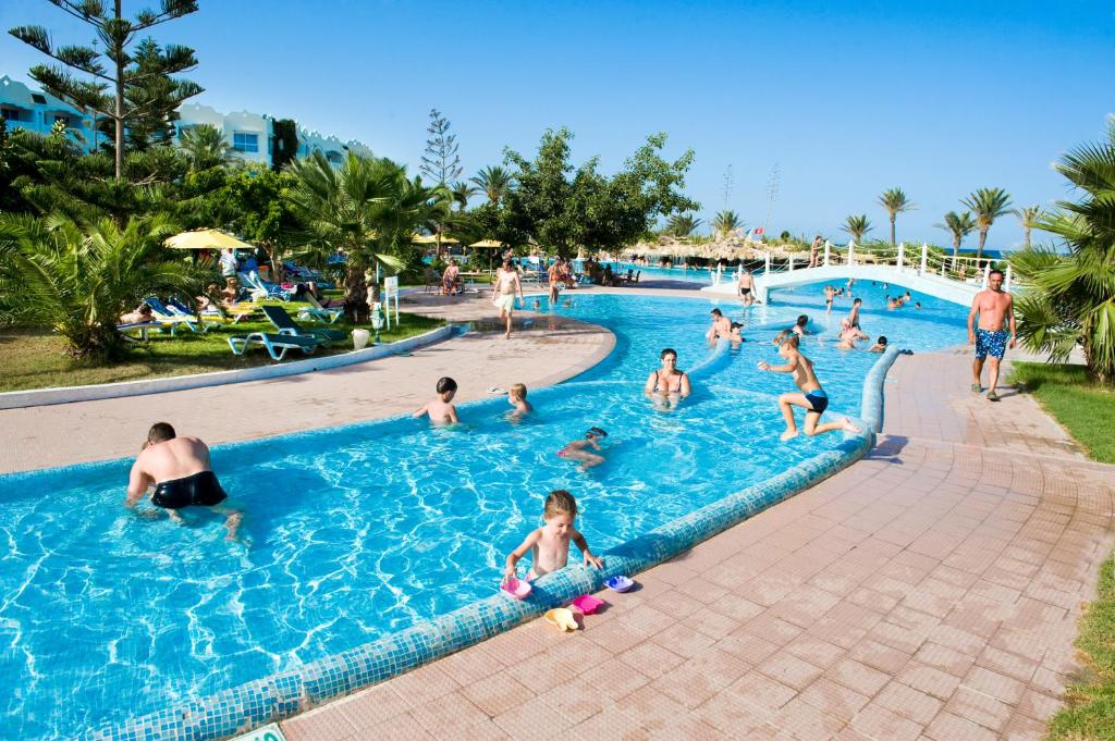 Piscina deschisă