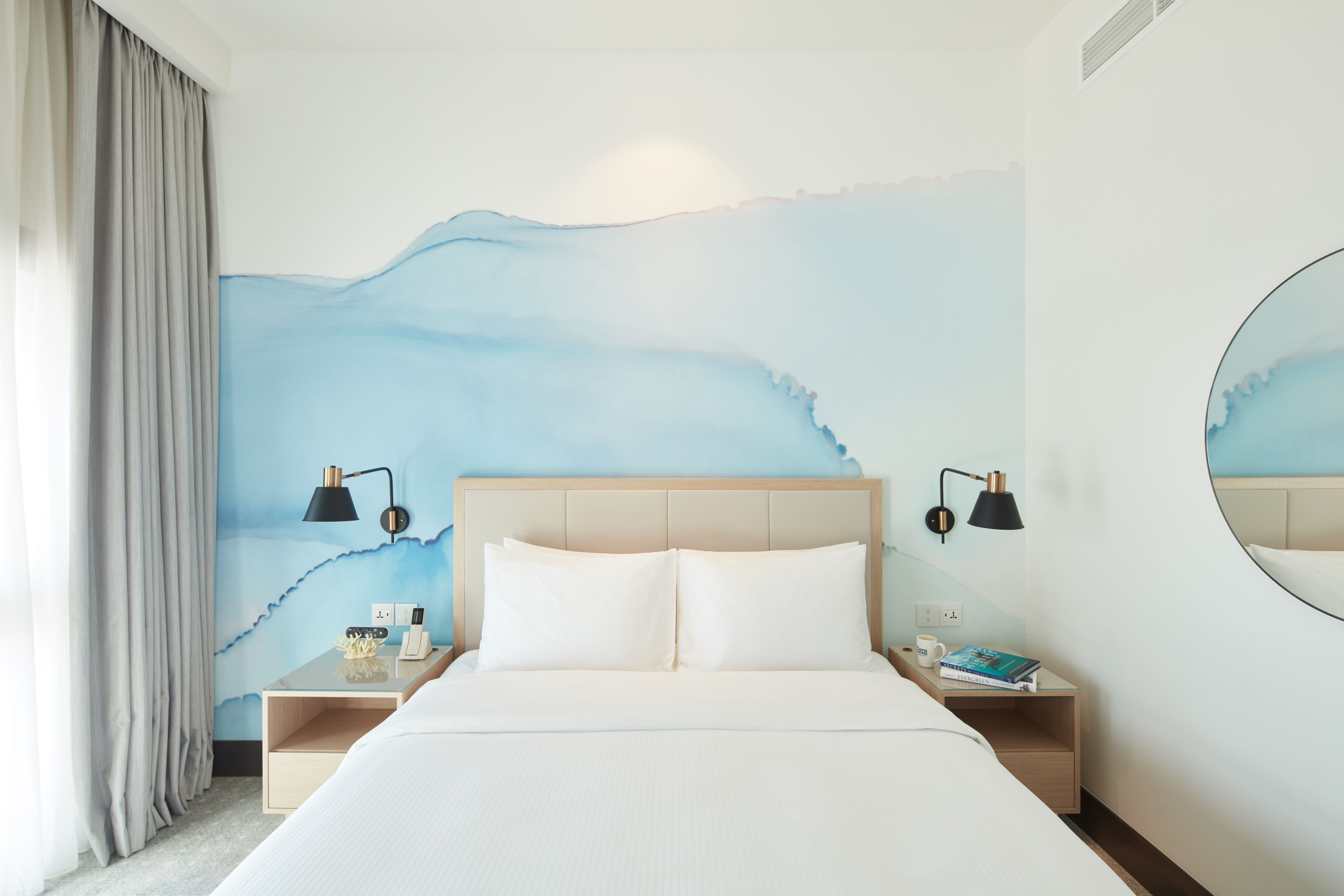 Deluxe Room Partial Sea View