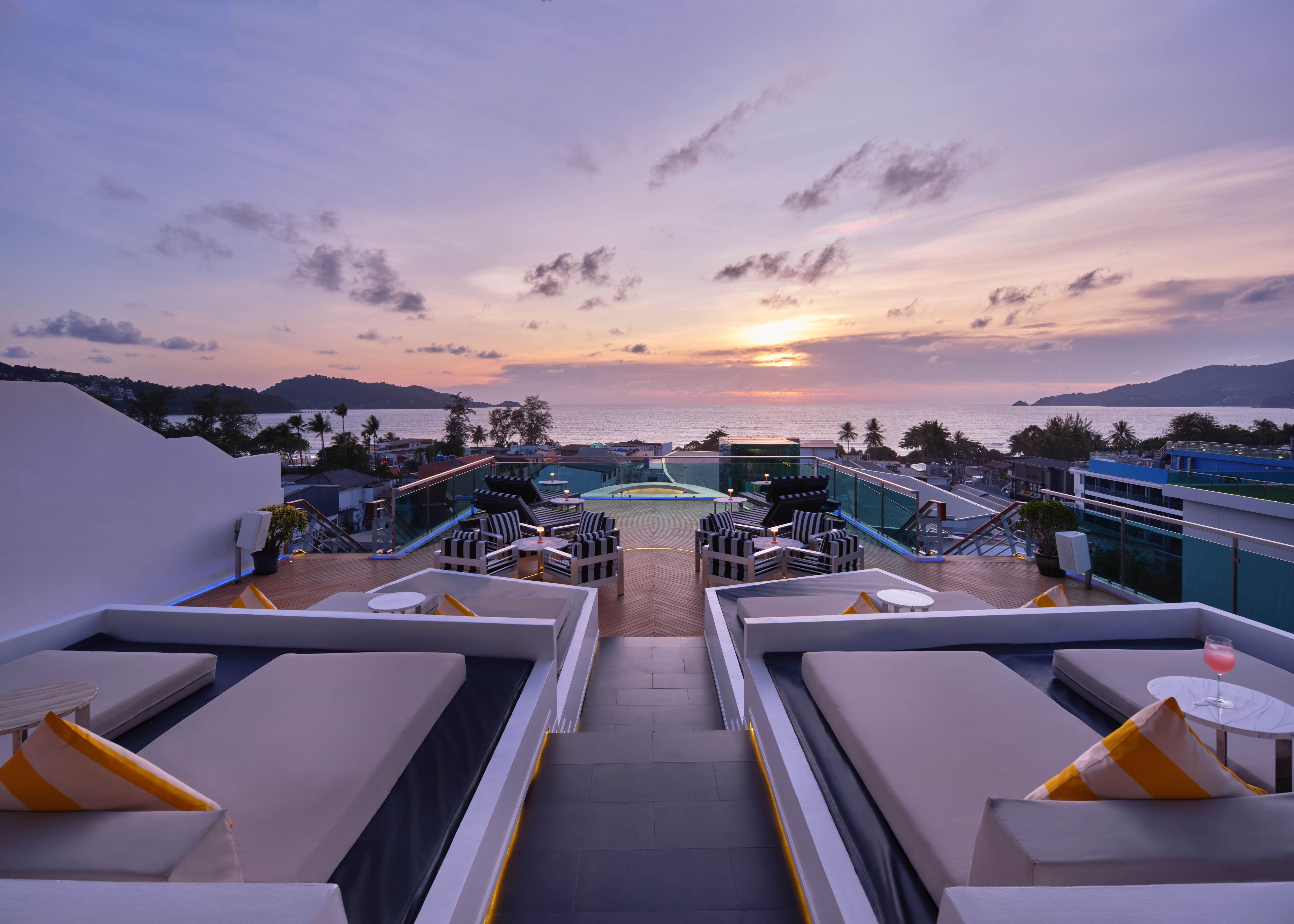 KEE Sky Lounge