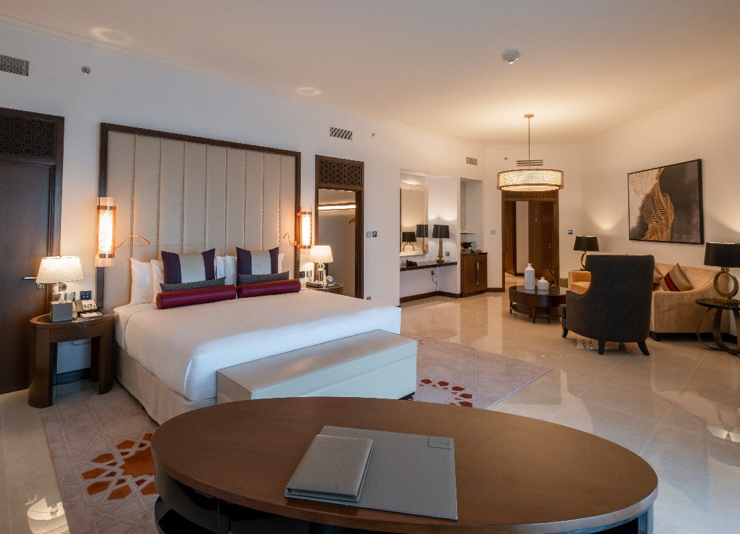 JUNIOR SUITE