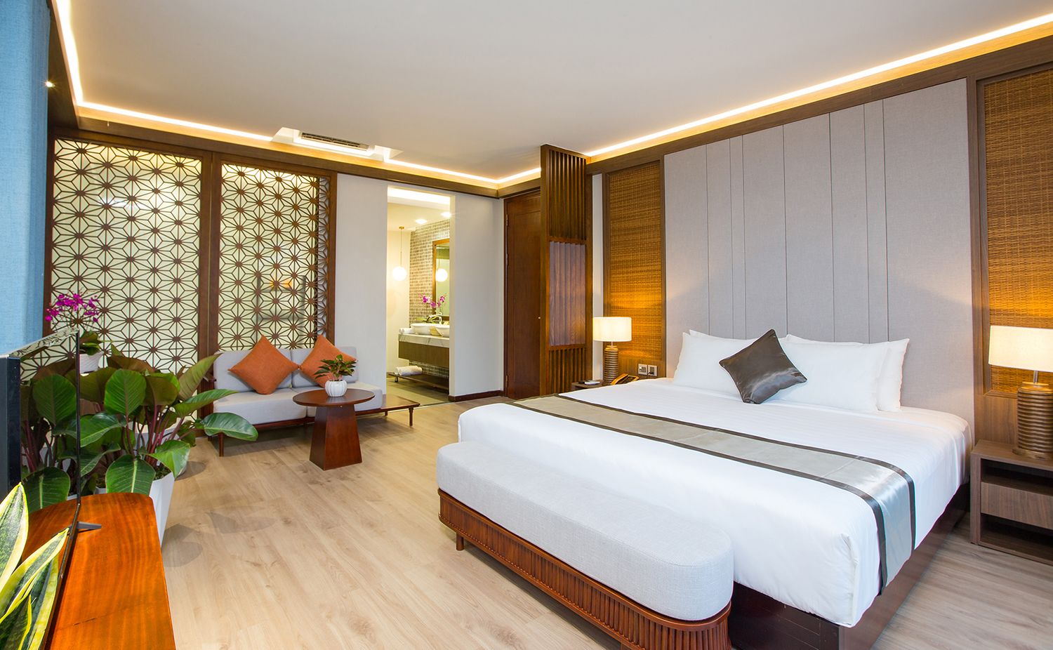 VILLA 3 BEDROOM BEACHFRONT