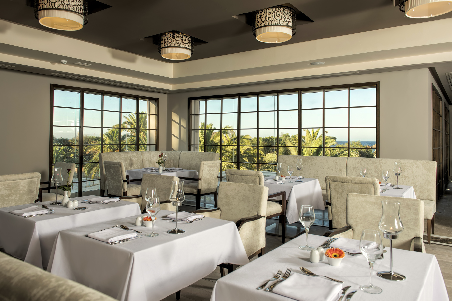 ITALIEN AND TUNISIEN TEMATIC RESTAURANT