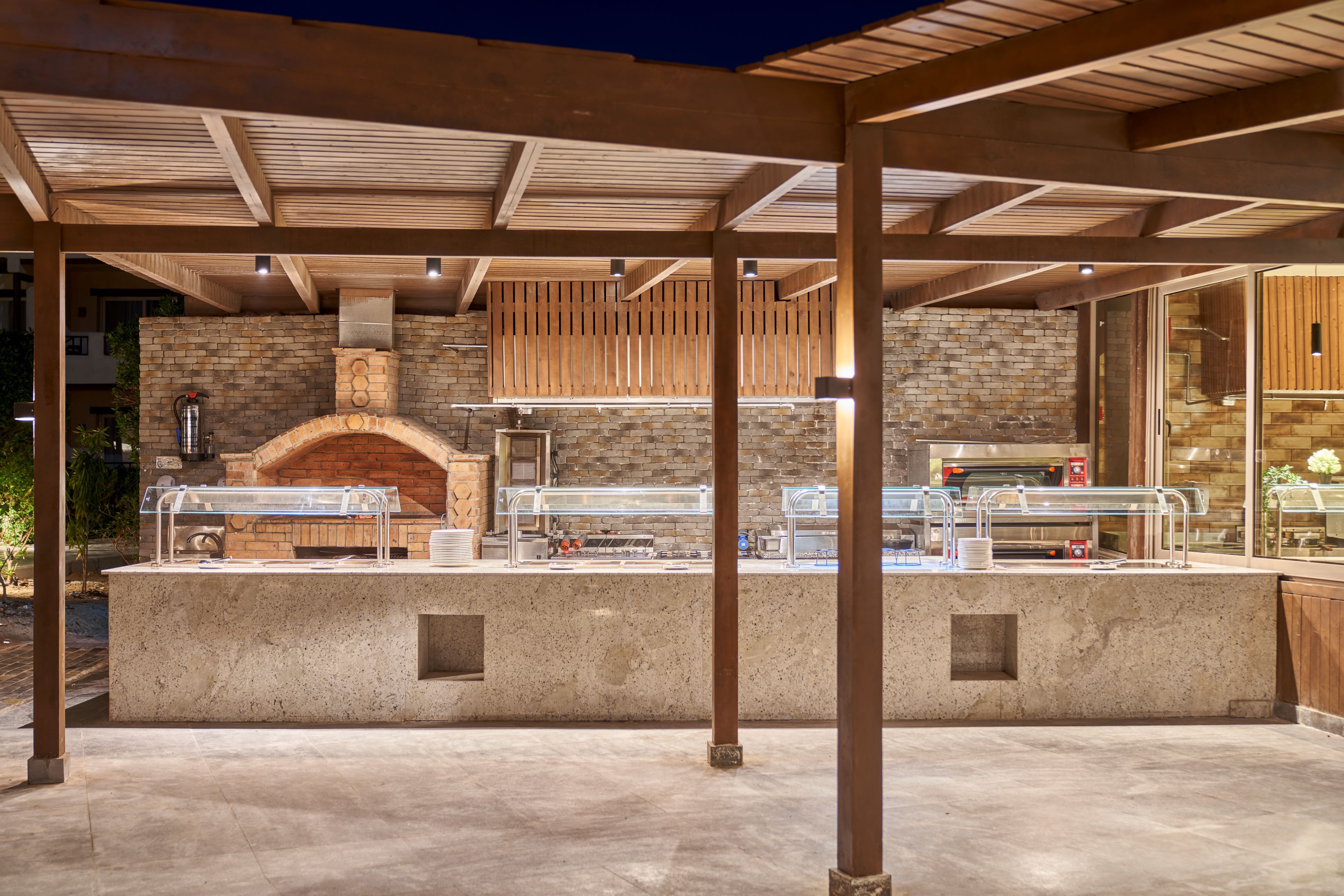 El Manzil :Main Restaurant