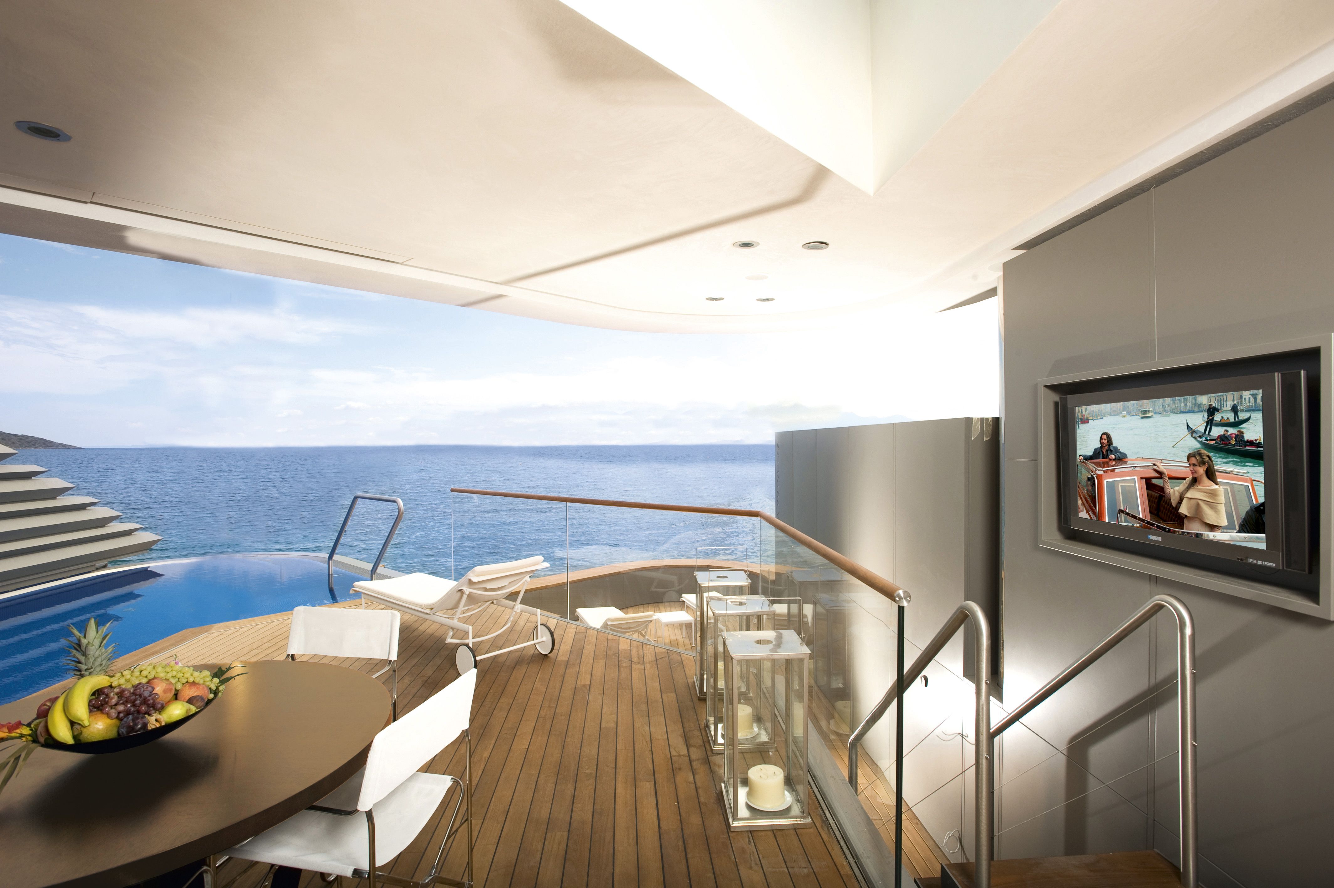 YACHTING VILLA WITH PRIVATE  HEATED* POOL