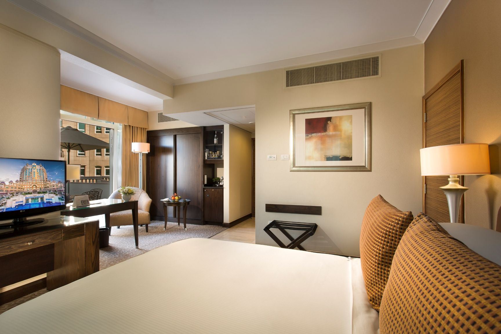 PREMIUM ROOM 