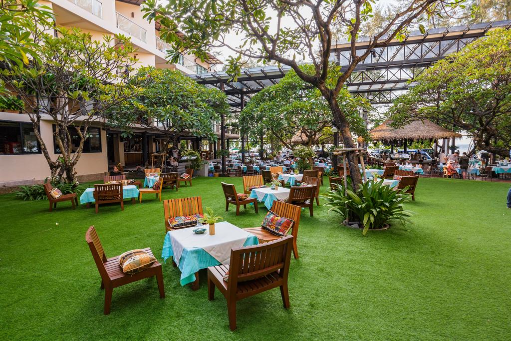 Laimai Courtyard Restaurant