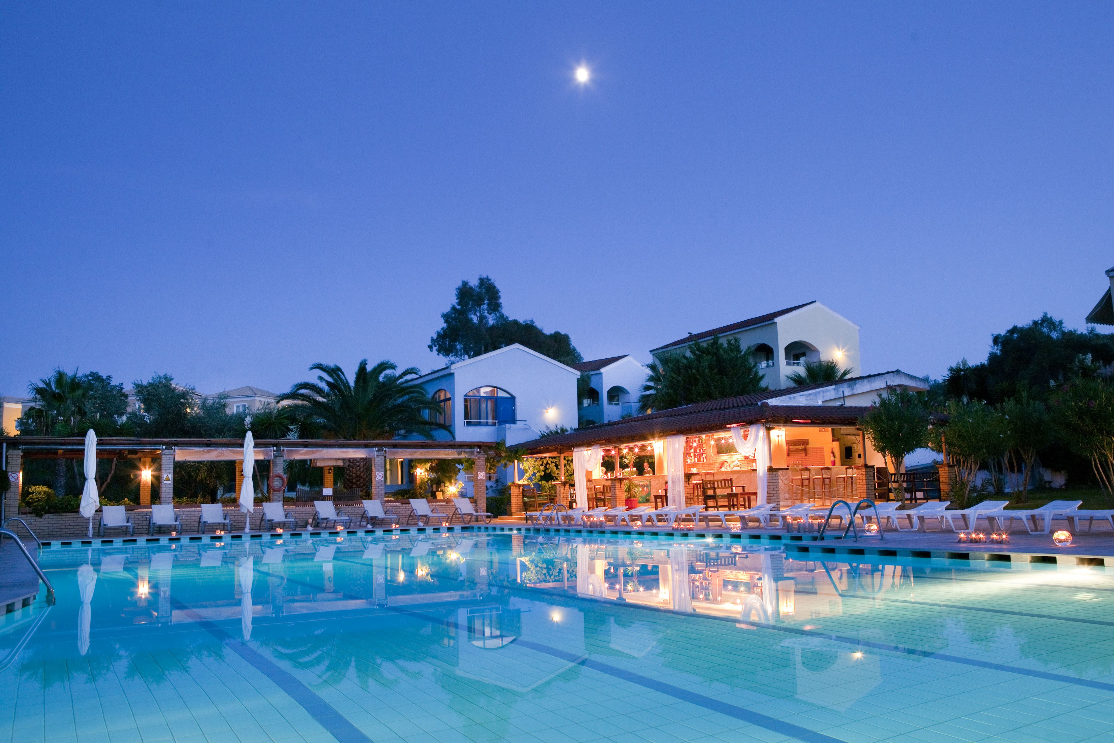 Piscina deschisă