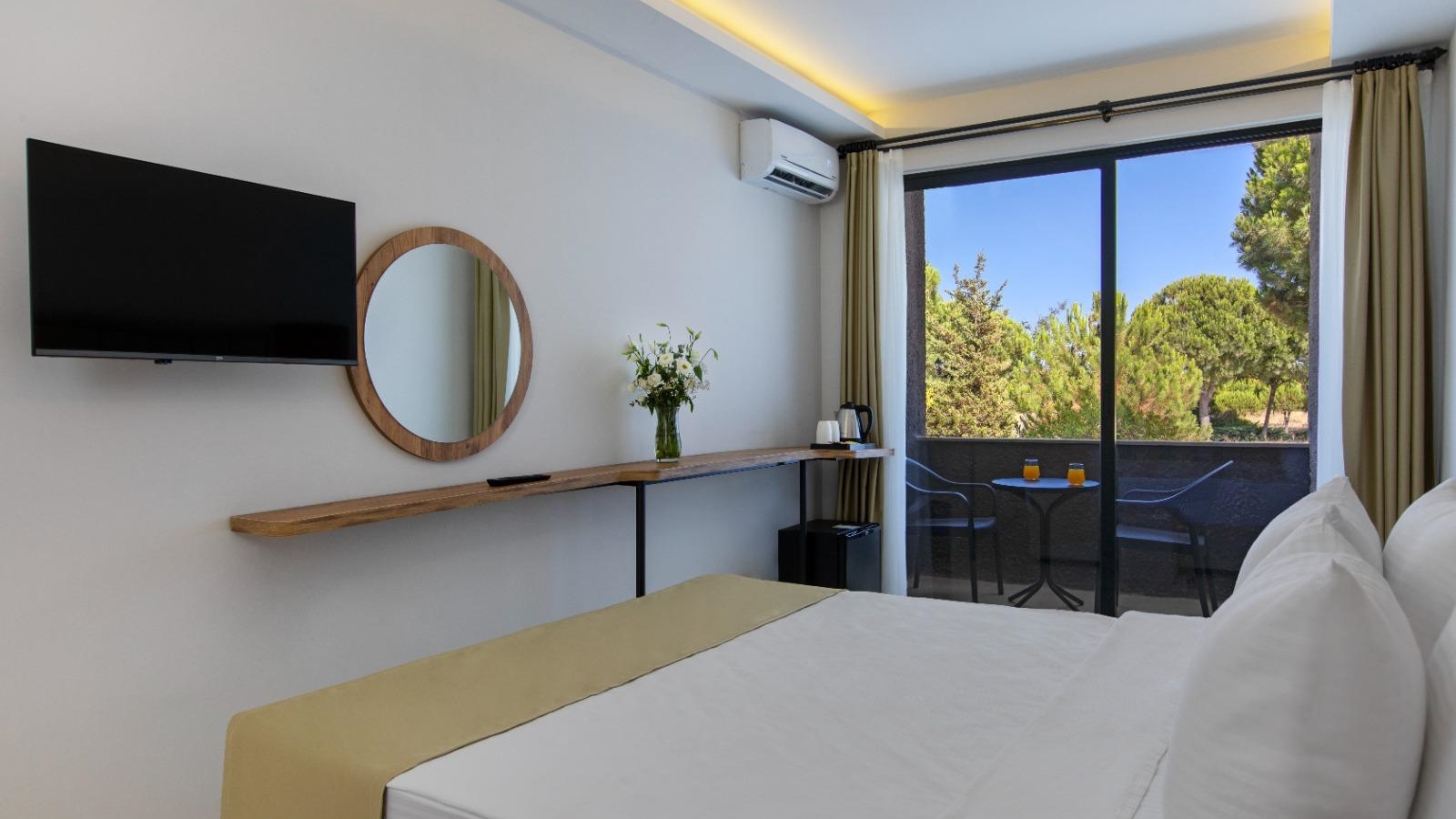 Standart Bahçe Manzaralı Oda