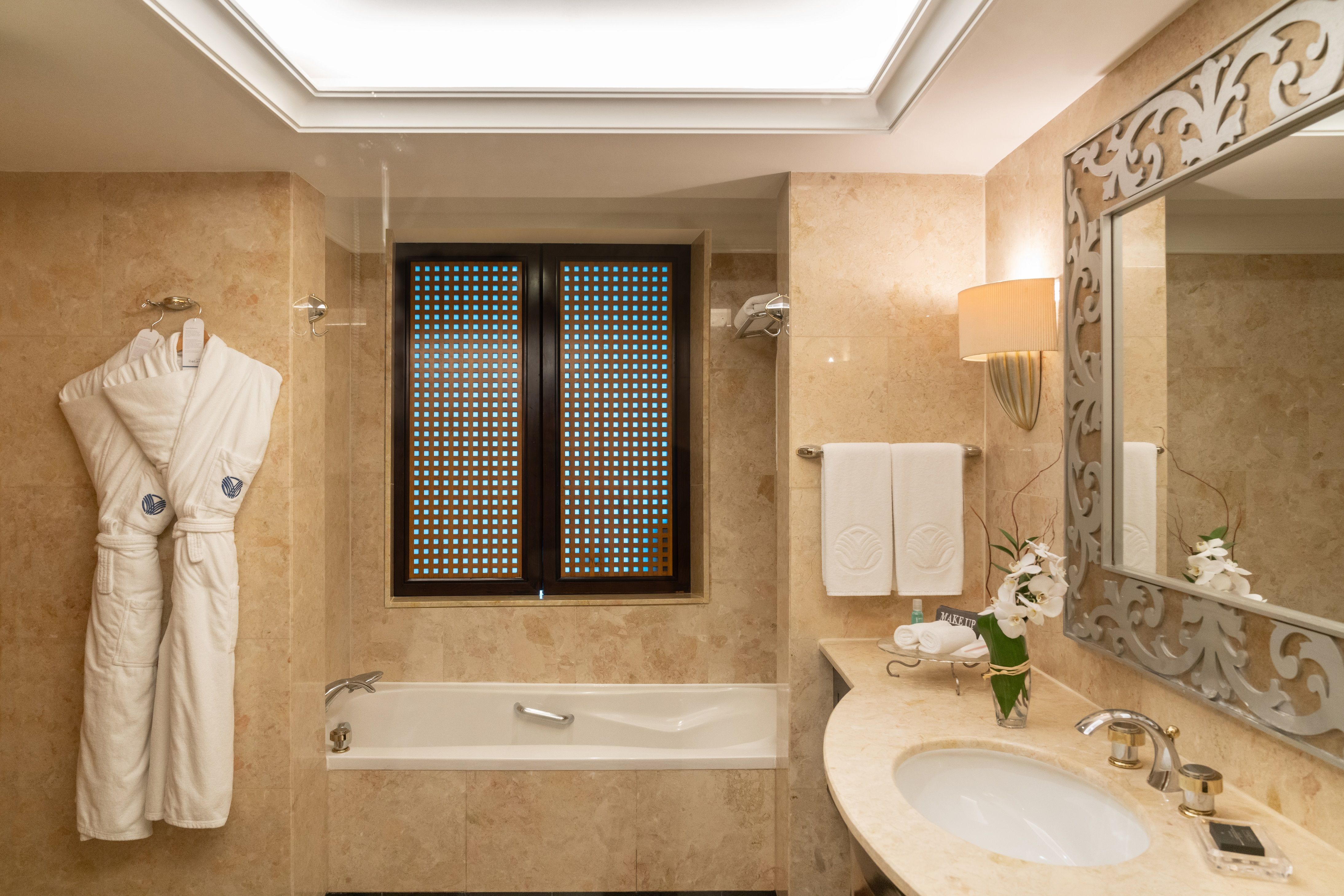 Spacious Sea View Room with Balcony and Lounge Access