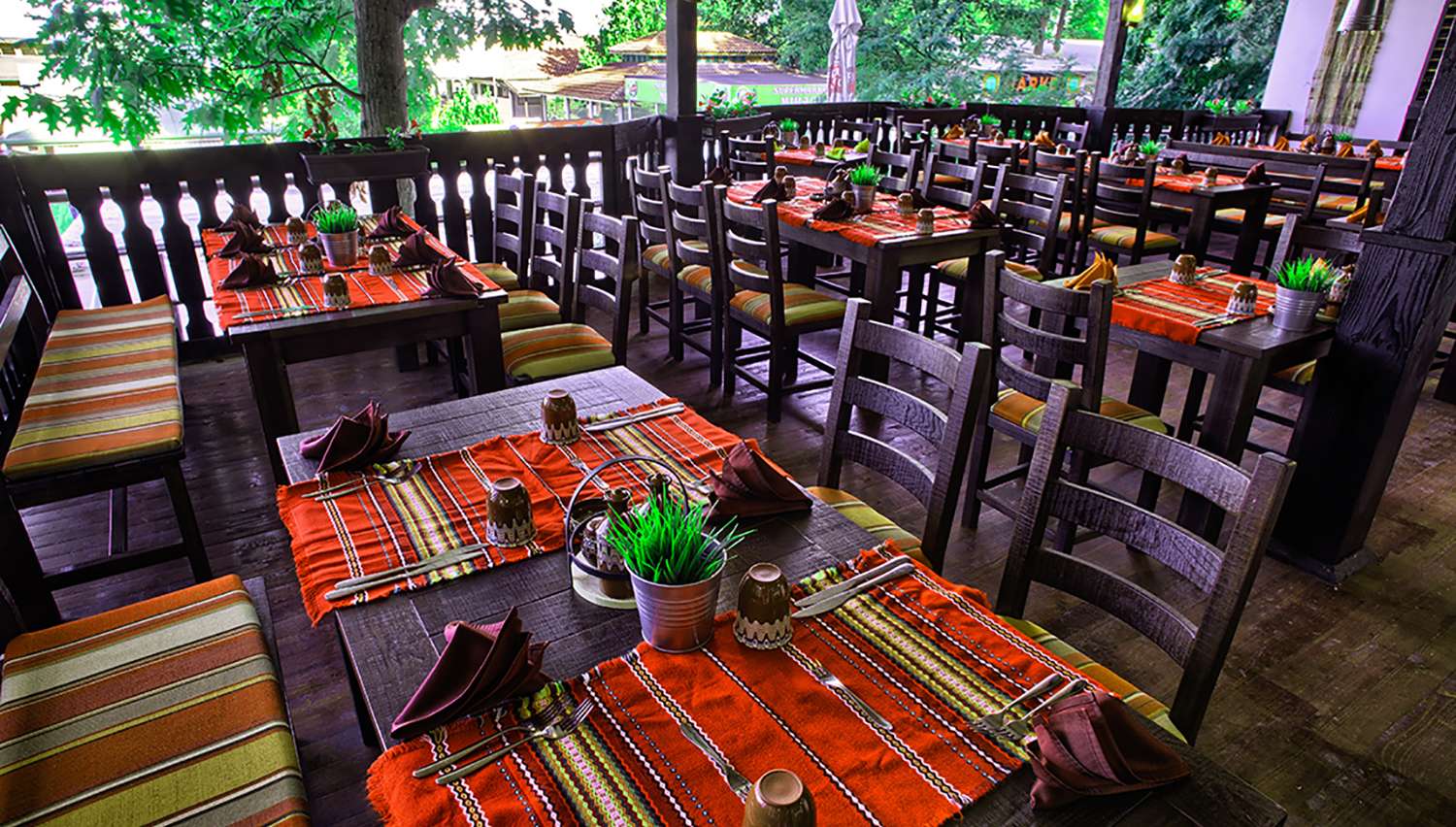 BG RESTAURANT