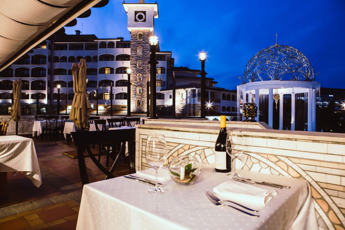 Dolphin Restaurant