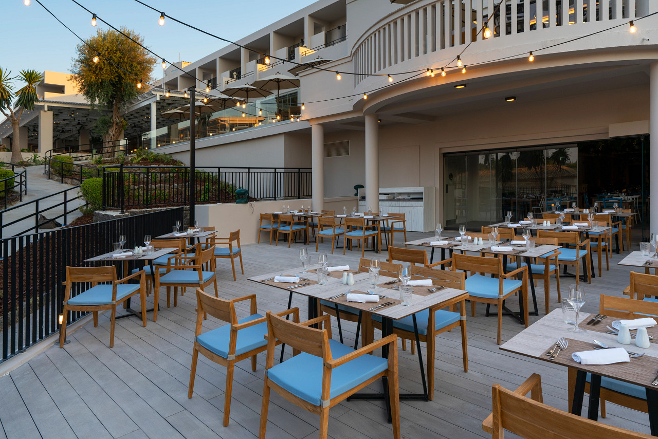 YIAYIA RESTAURANT