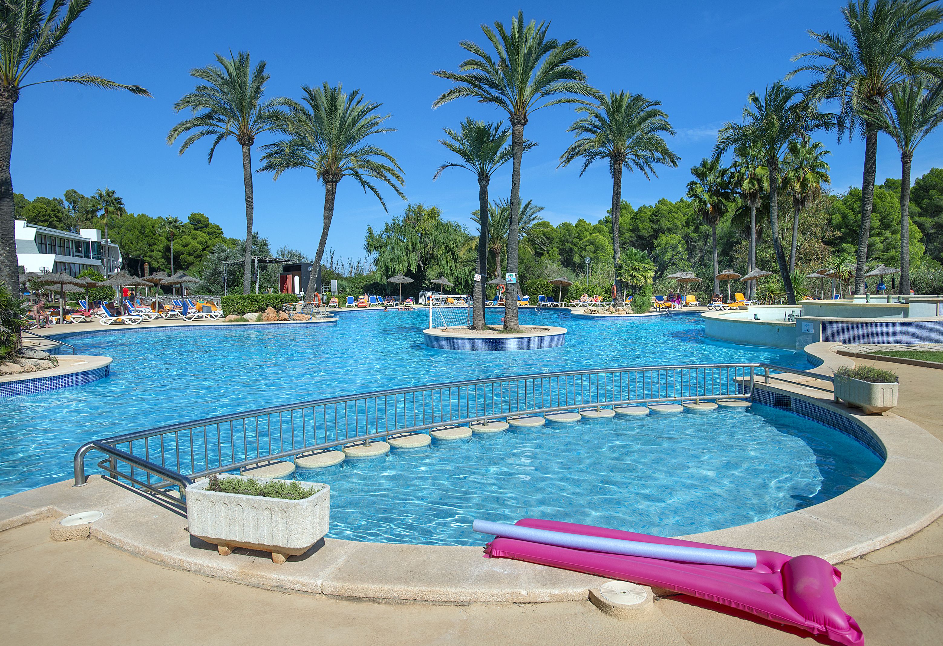 Piscina deschisă