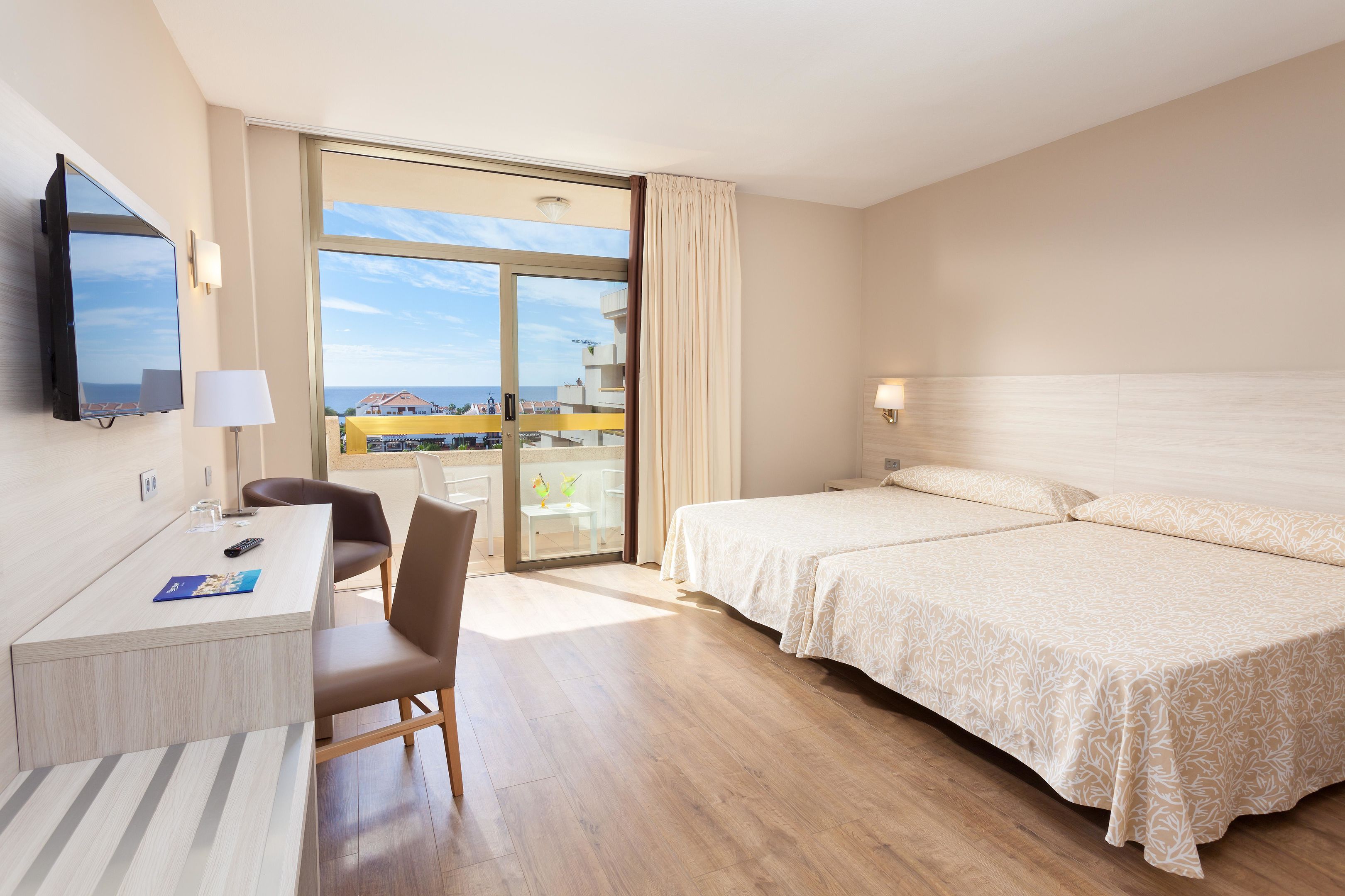 ROOM STANDARD