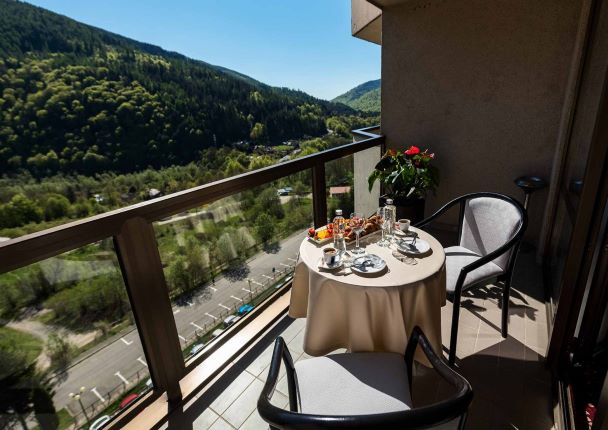 balcon1886x1333-01-1536x1086ff.jpg