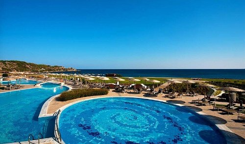 Hotel Elysium Resort & Spa  piscina.jpg