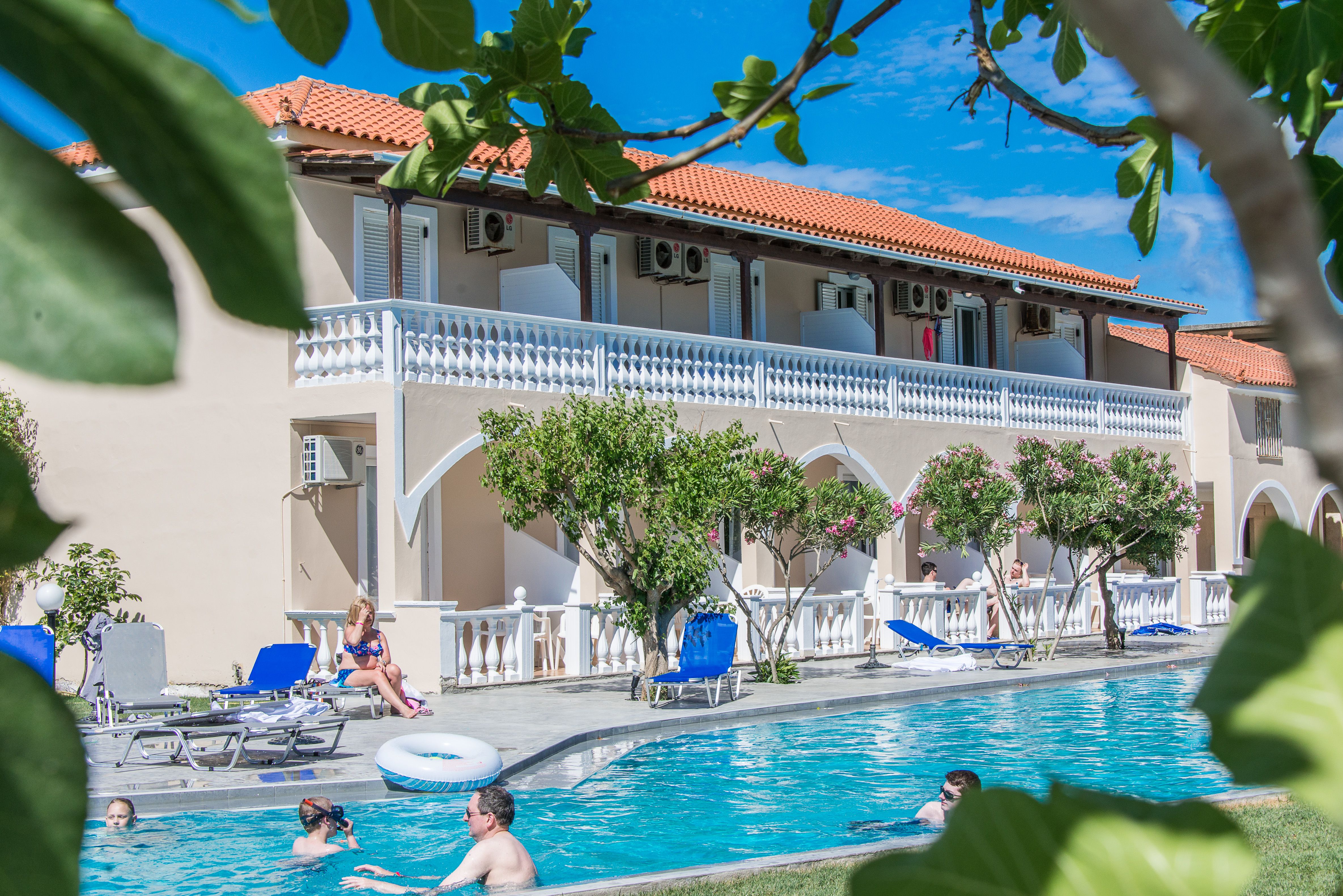 Piscina deschisă