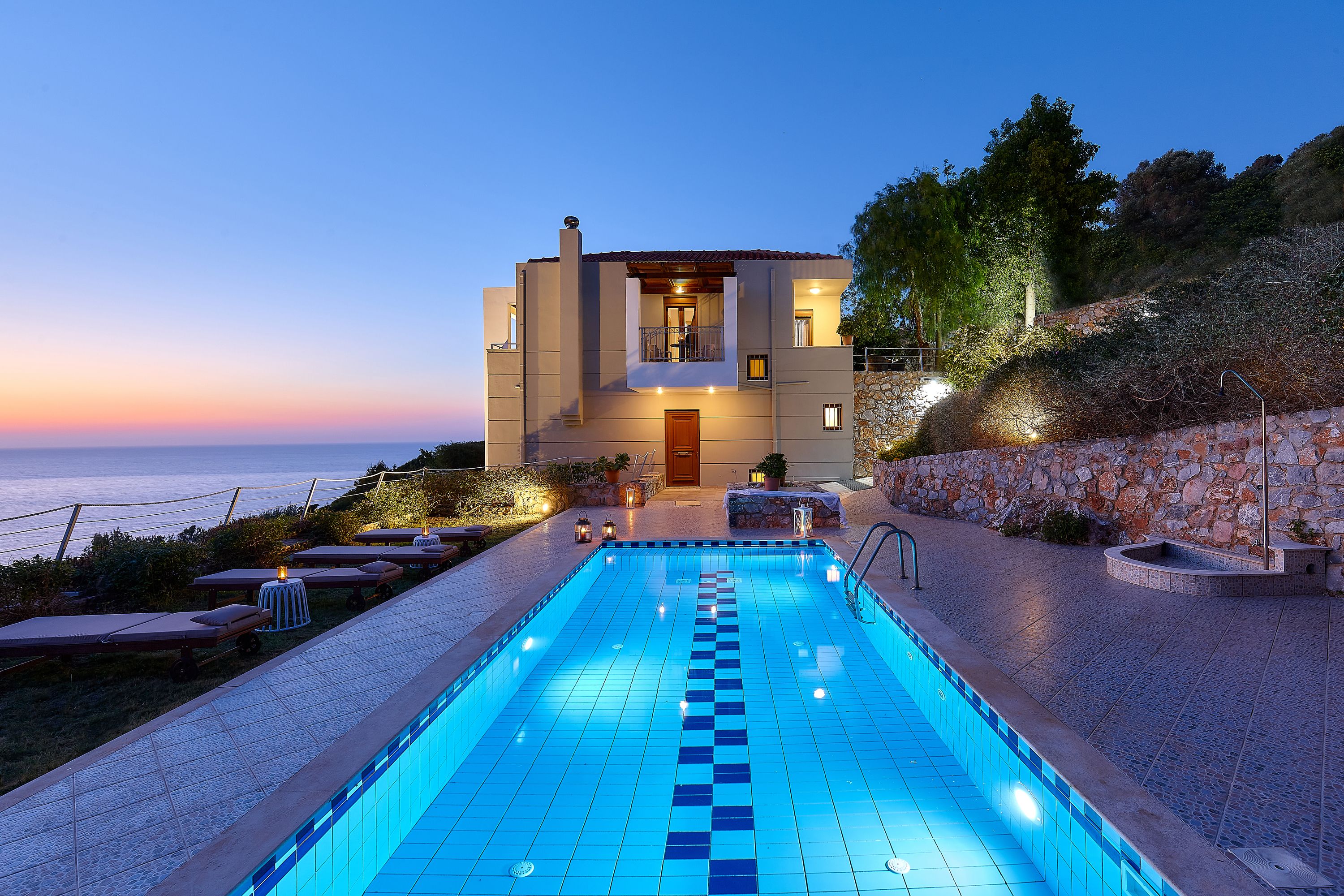 OKEANIDES LUXURY VILLAS