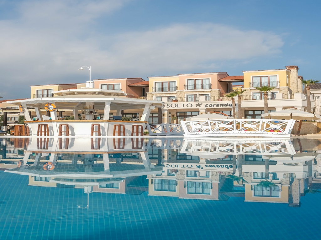 Piscina deschisă