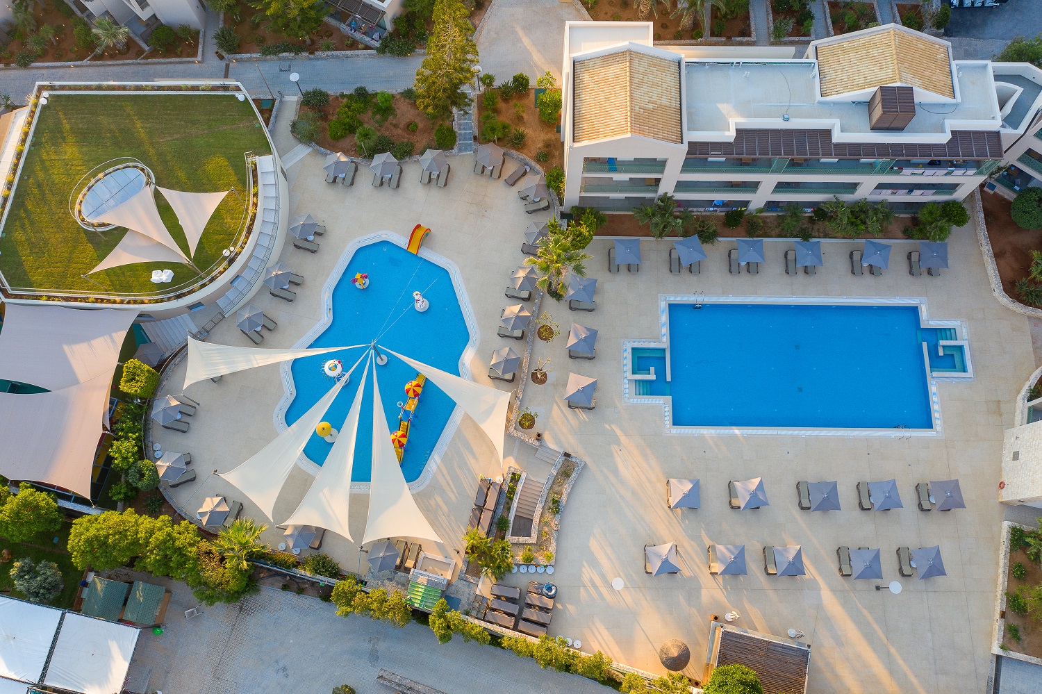 Piscina deschisă