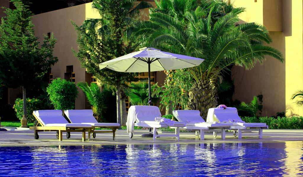 Piscina deschisă