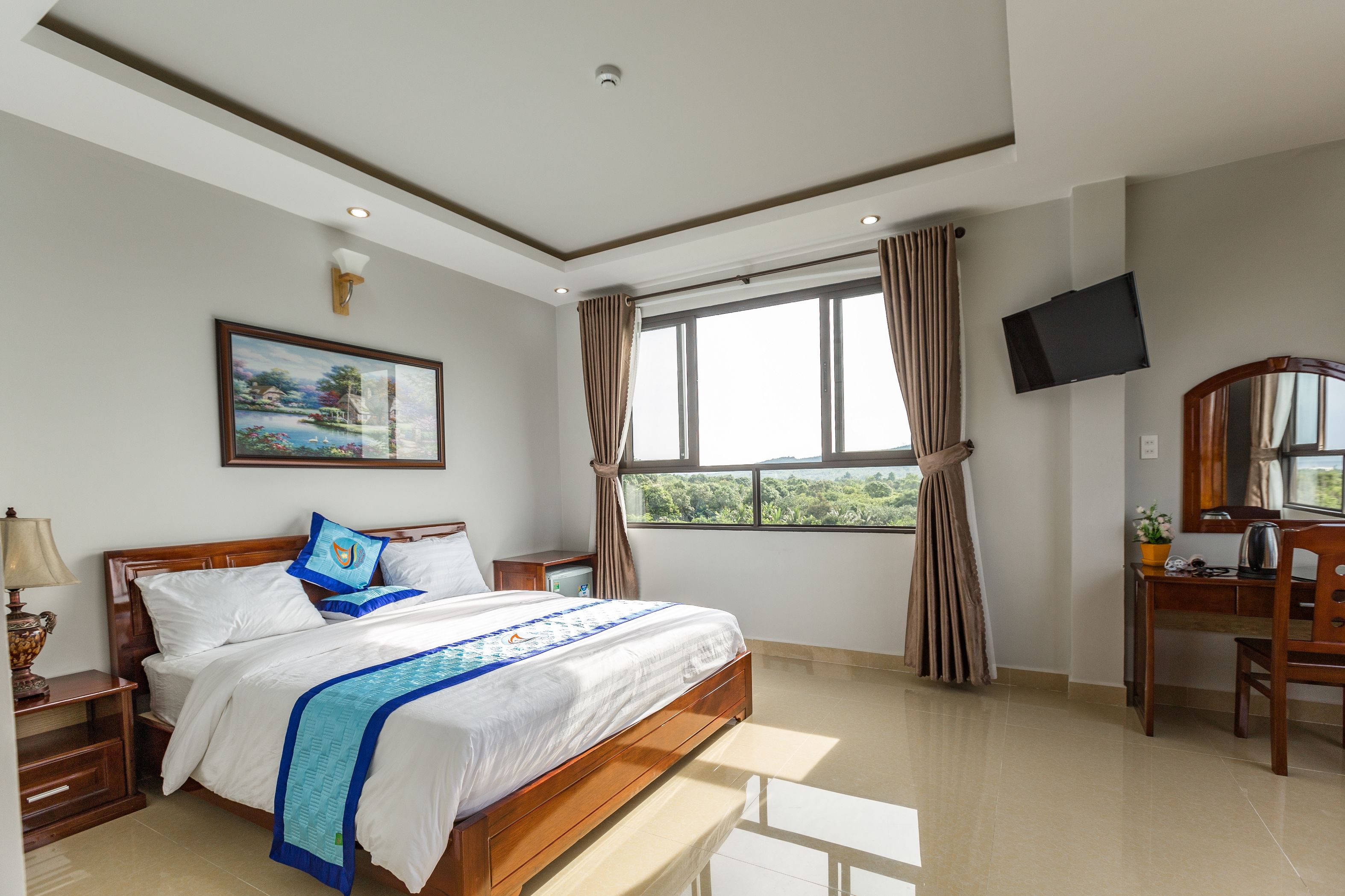 DOUBLE/TWIN ROOM MAIN BUILDING