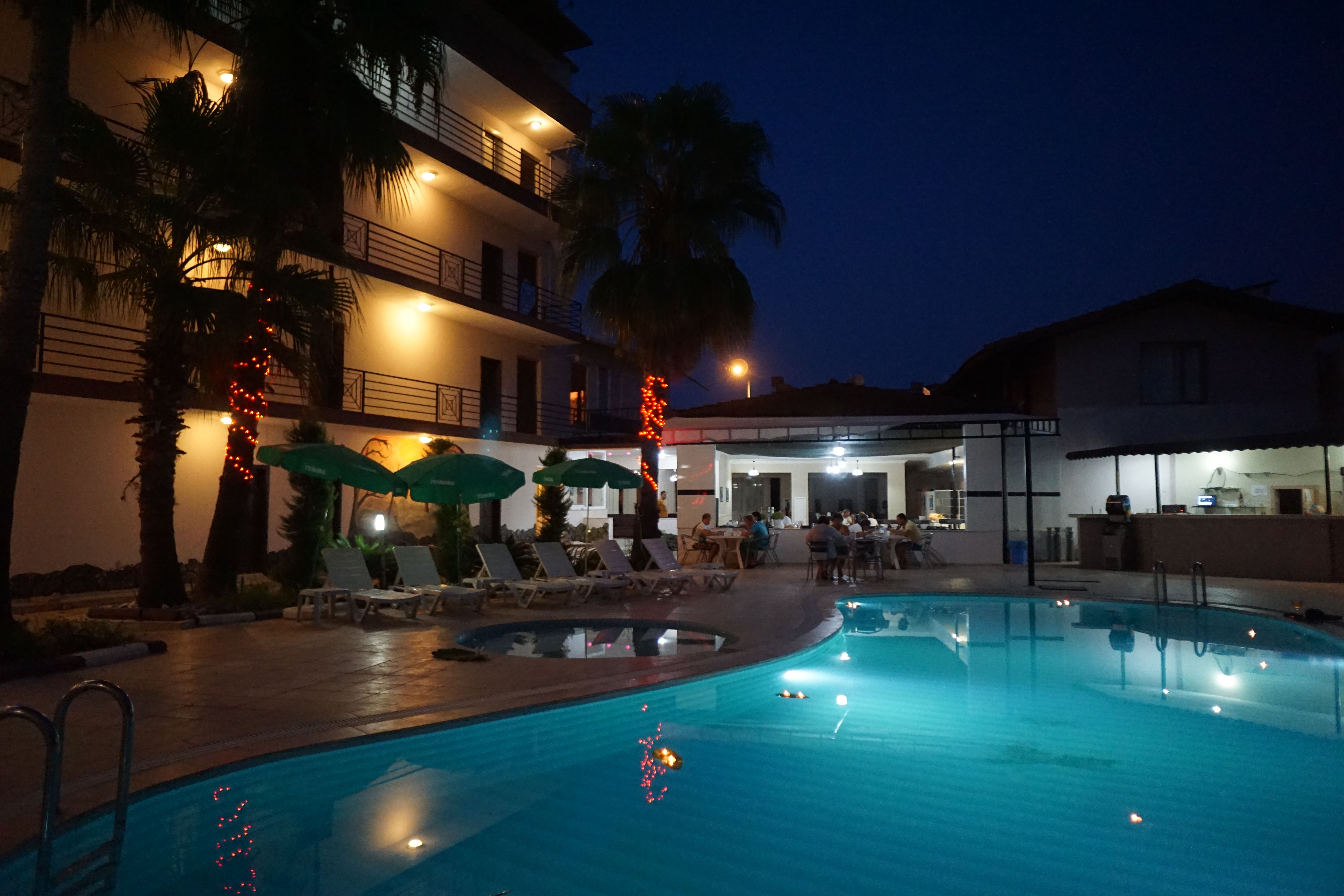 Piscina deschisă