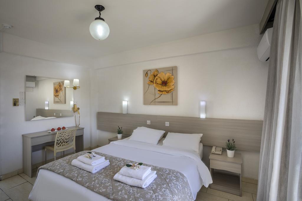 Standard Room (Balcony) 