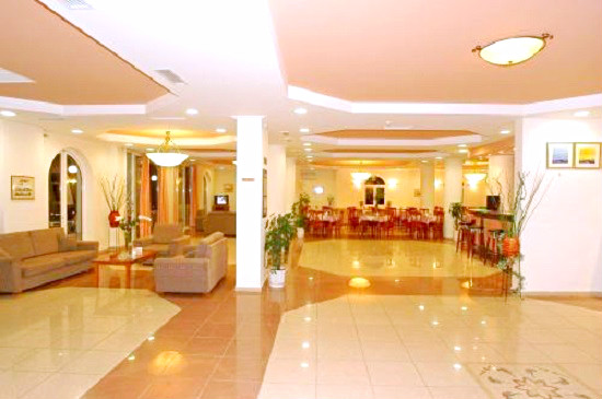 Zakynthos, Hotel Petros, interior, lobby, receptie.jpg