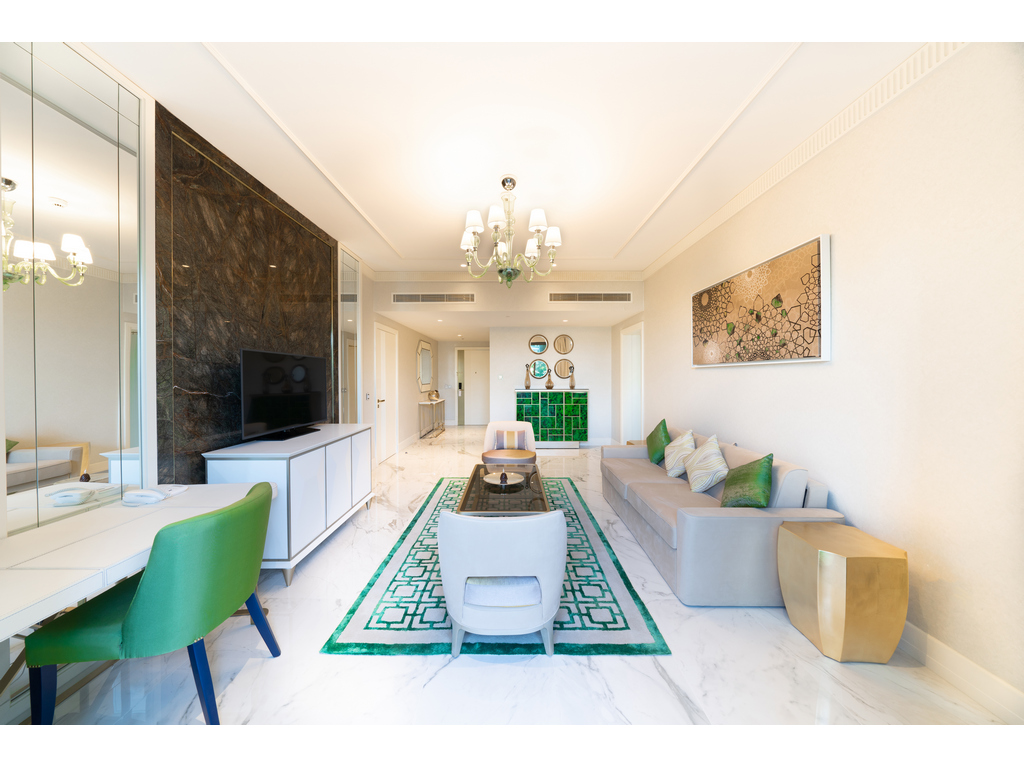 One Bedroom Suite 
