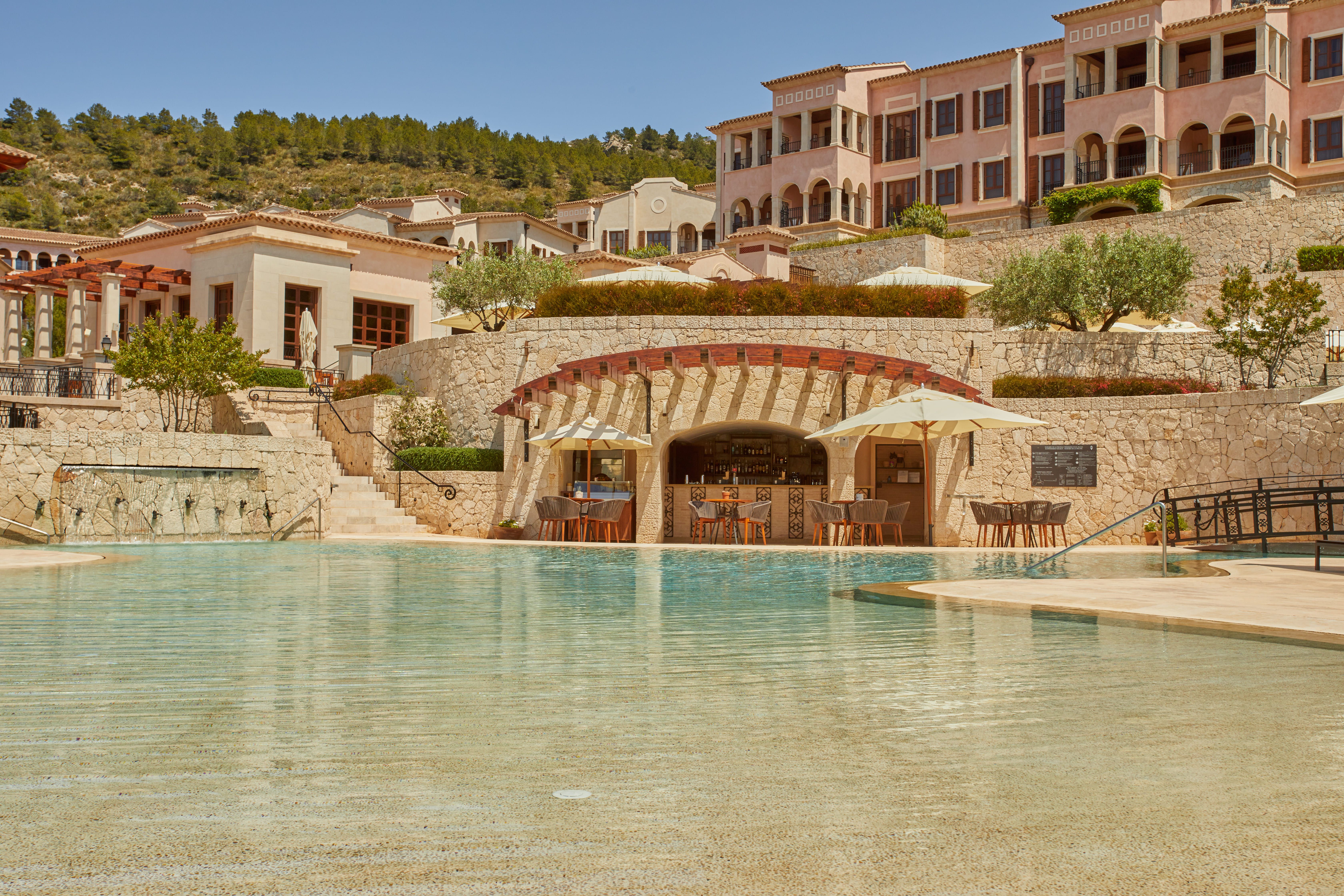 Piscina deschisă