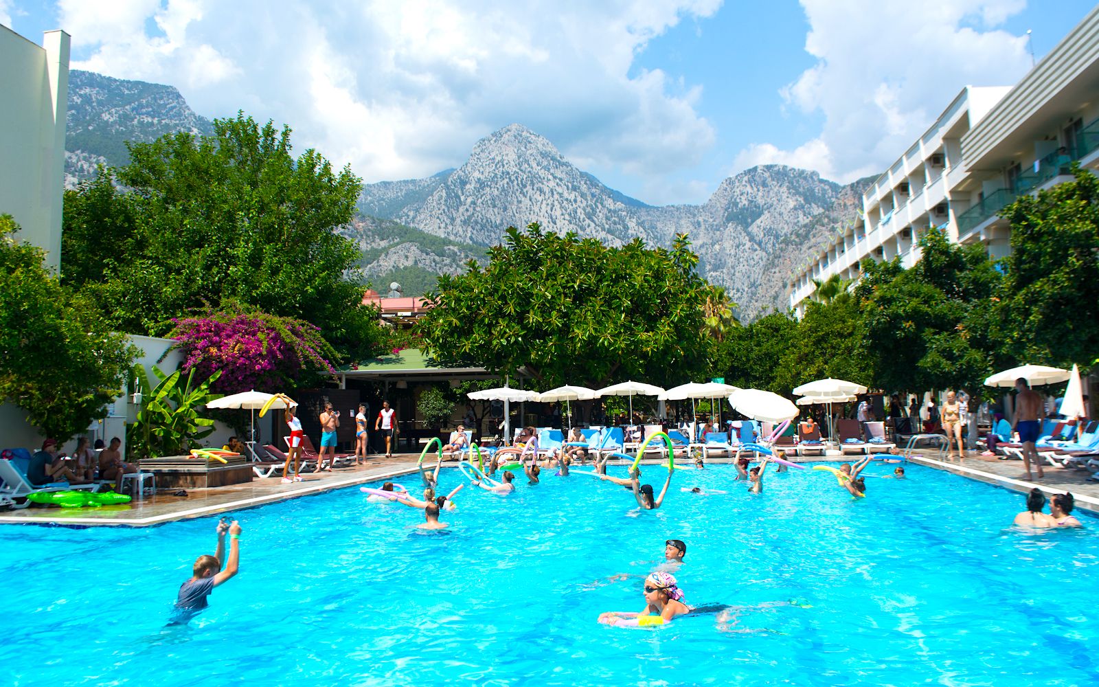 Piscina deschisă
