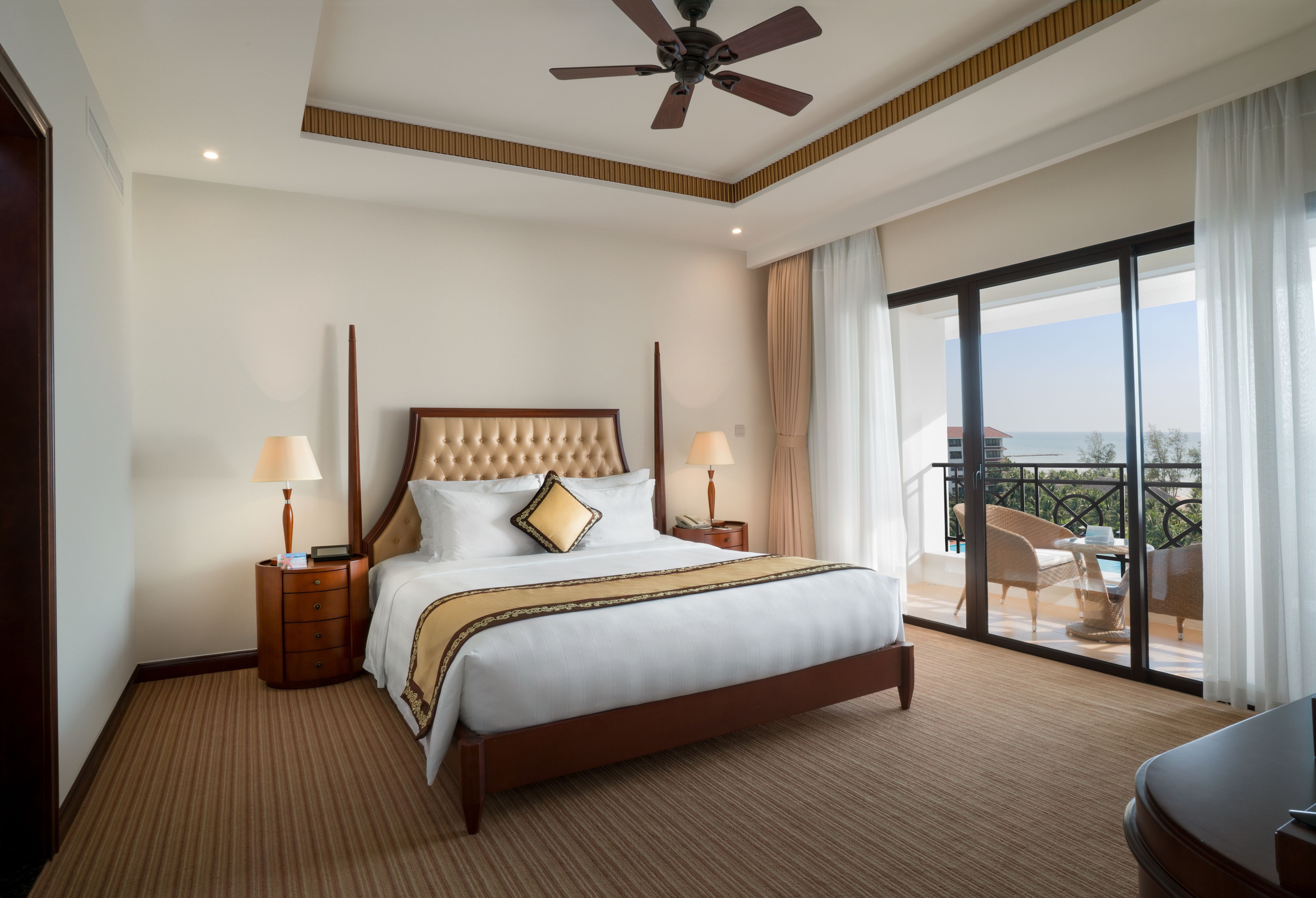 EXECUTIVE SUITE OCEAN VIEW