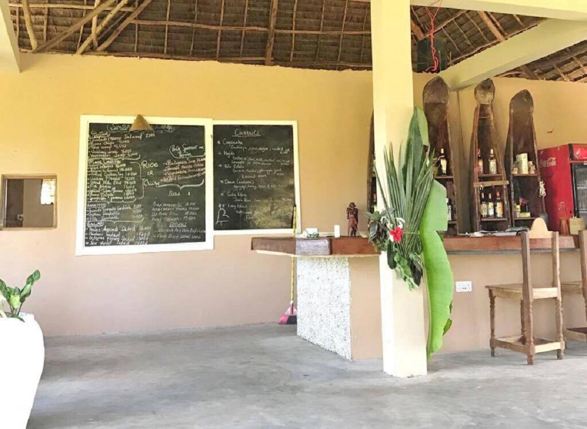 SIMBA GARDEN LODGE BAR