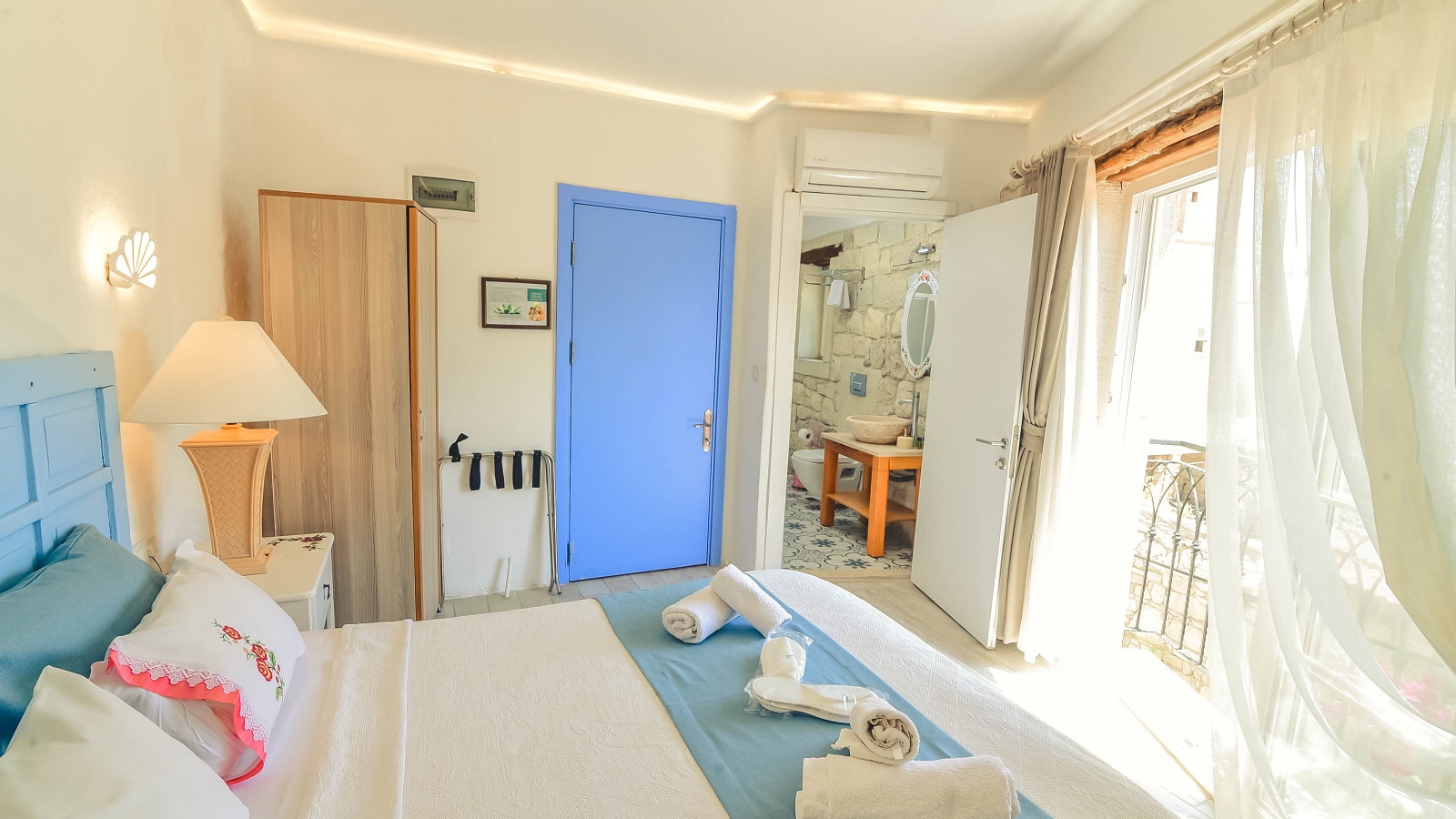 Deluxe Room, Sokak Manzaralı