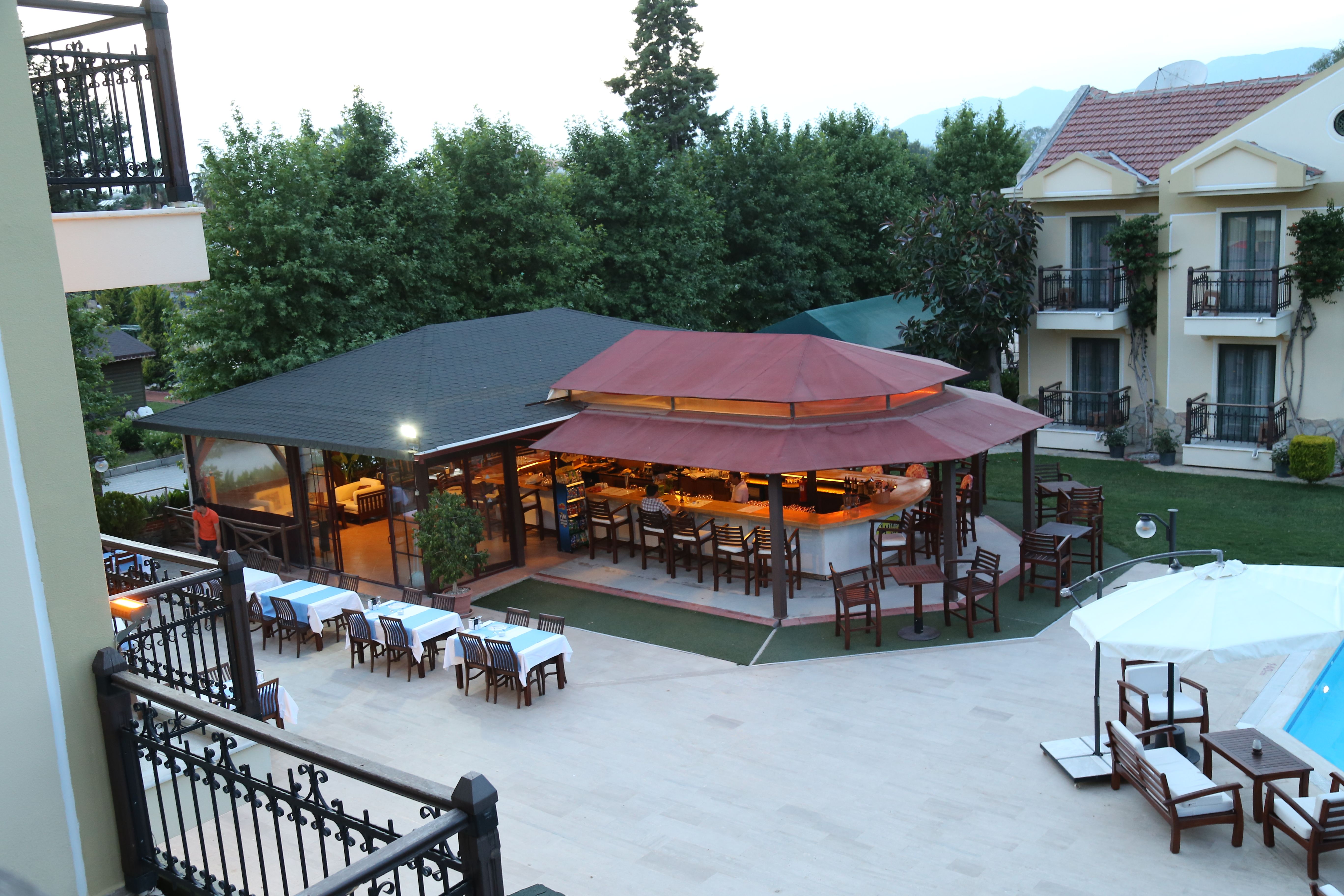 HAVUZ BAR